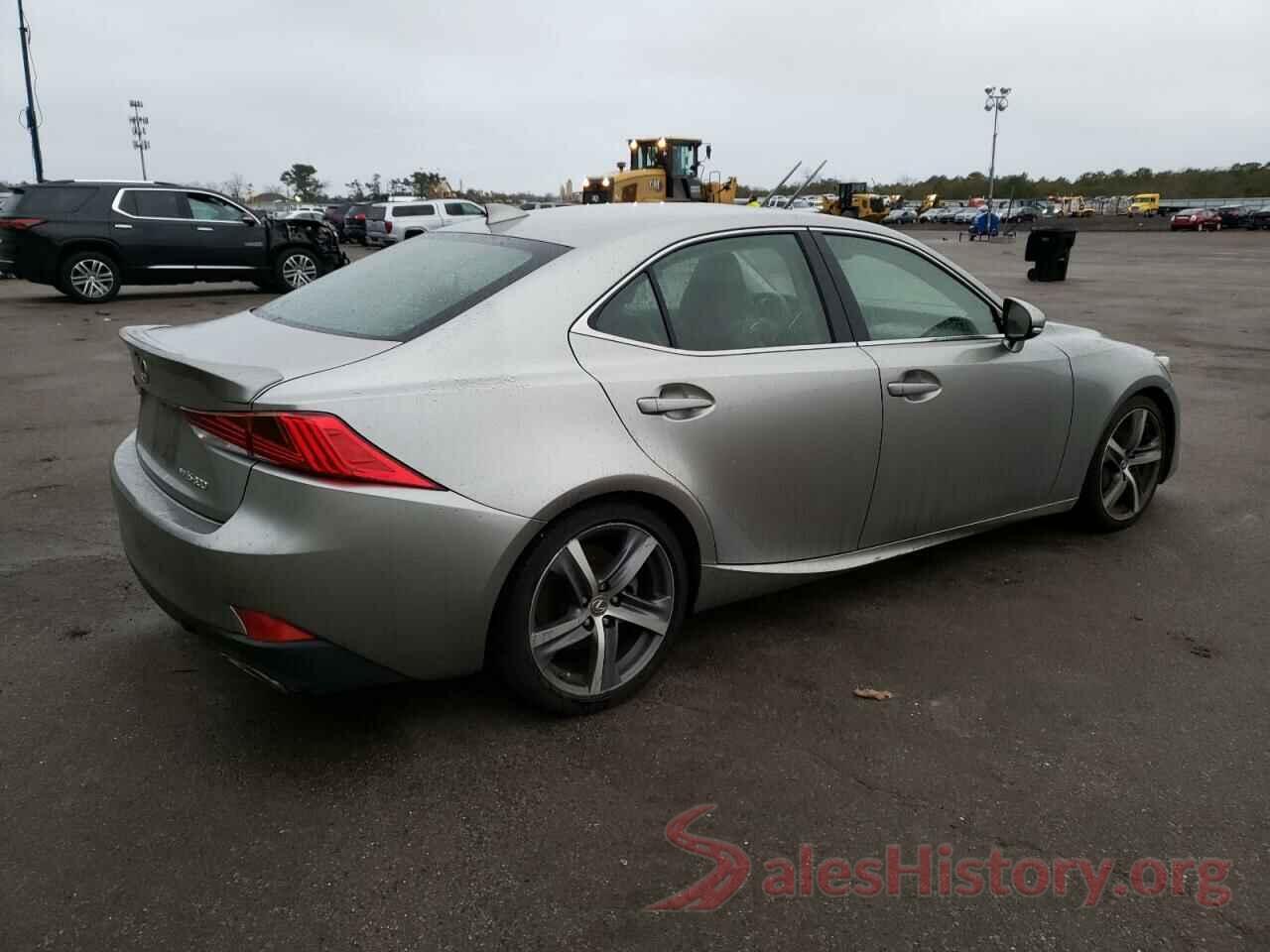 JTHC81D20J5033252 2018 LEXUS IS