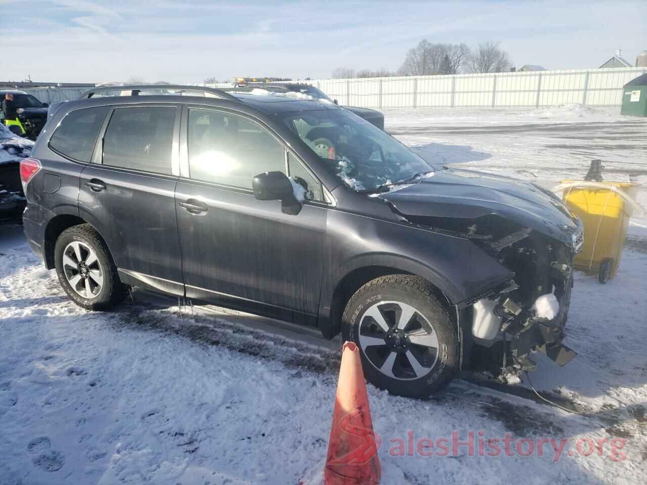 JF2SJAGC1JH487225 2018 SUBARU FORESTER