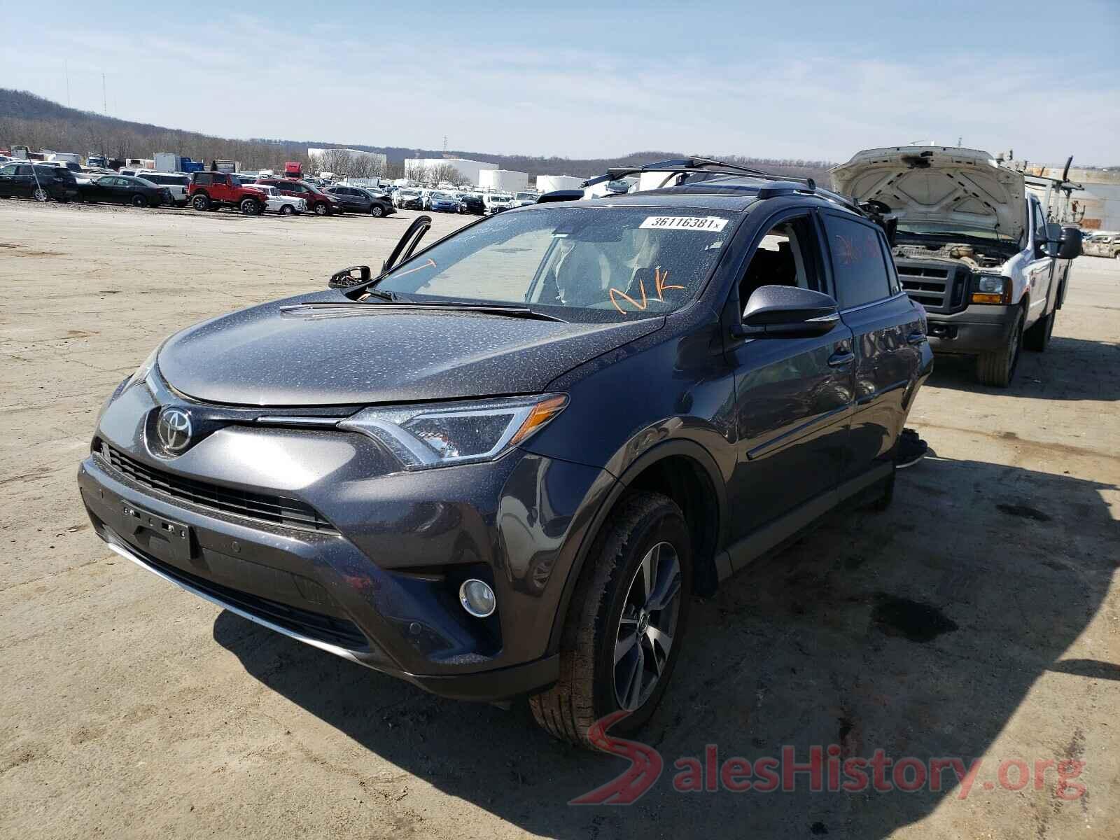 JTMWFREV2HJ134824 2017 TOYOTA RAV4