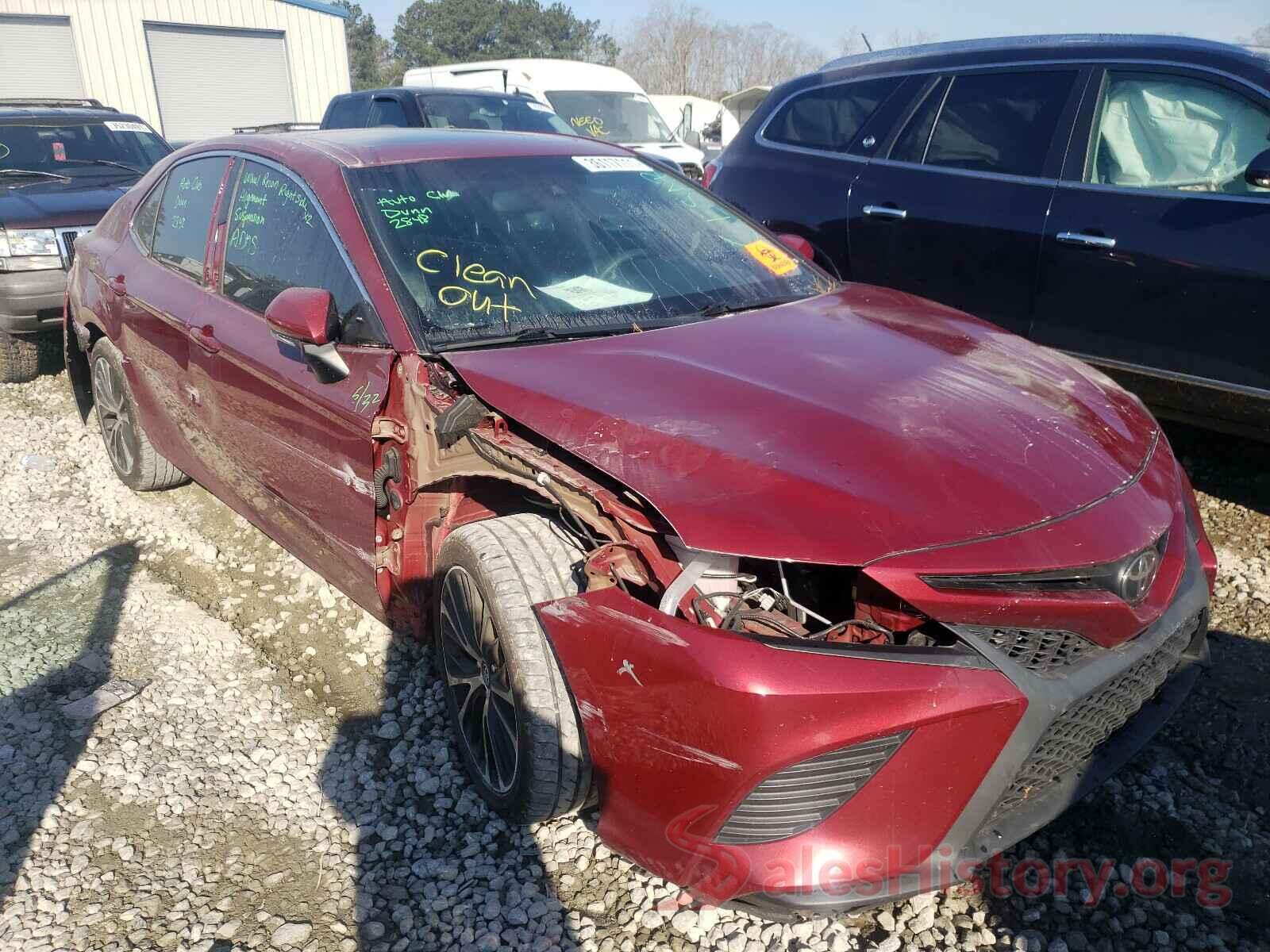 4T1B11HK6JU530531 2018 TOYOTA CAMRY