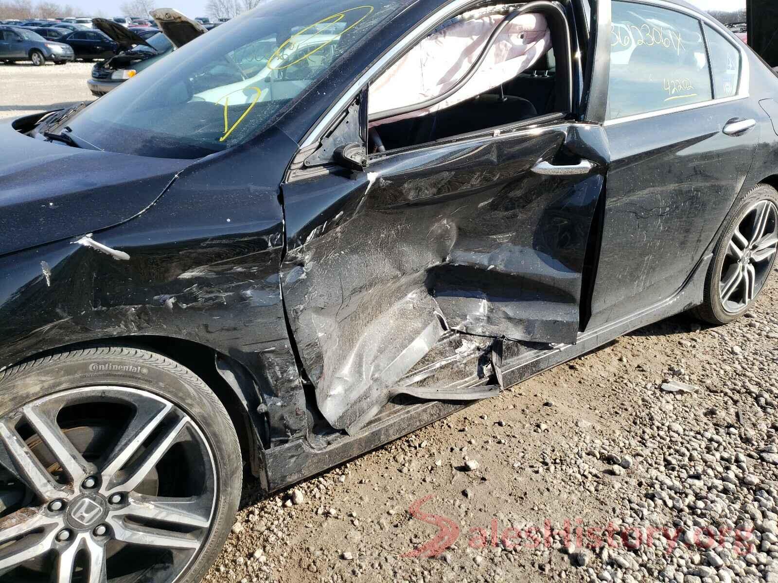 1HGCR2F1XHA025719 2017 HONDA ACCORD