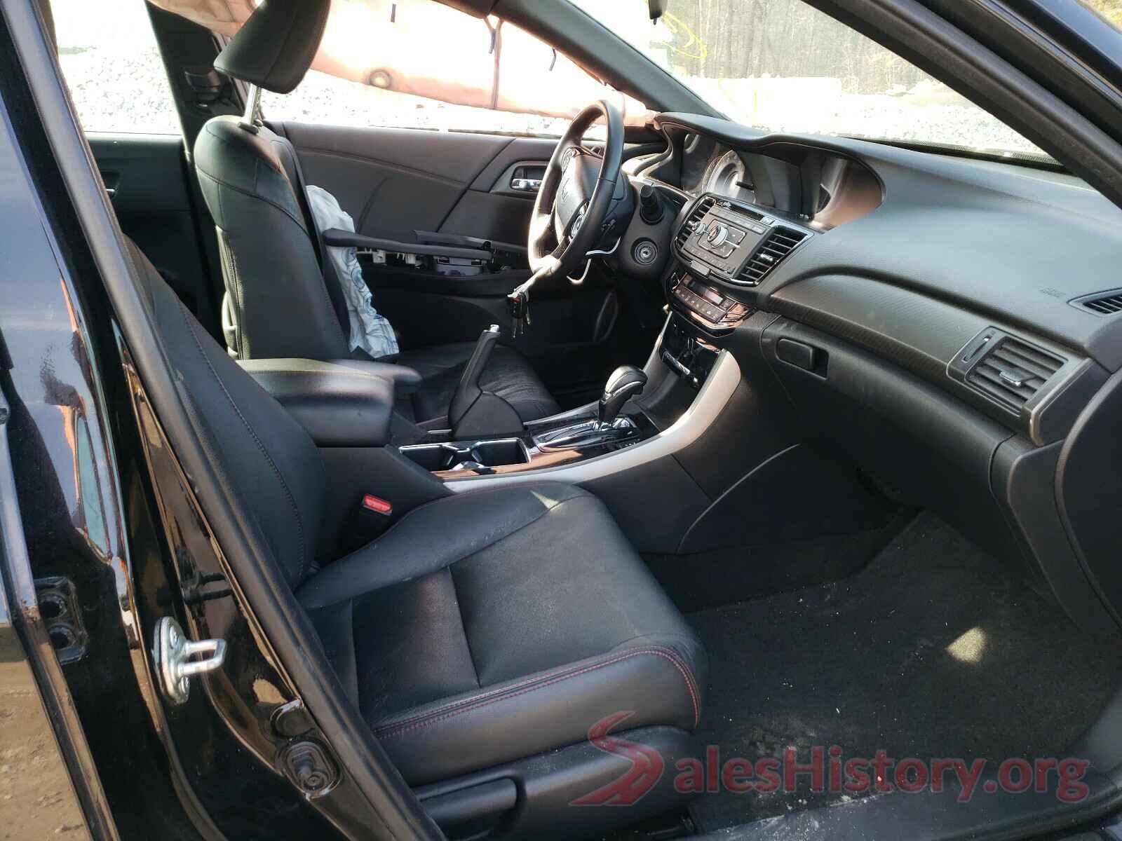 1HGCR2F1XHA025719 2017 HONDA ACCORD