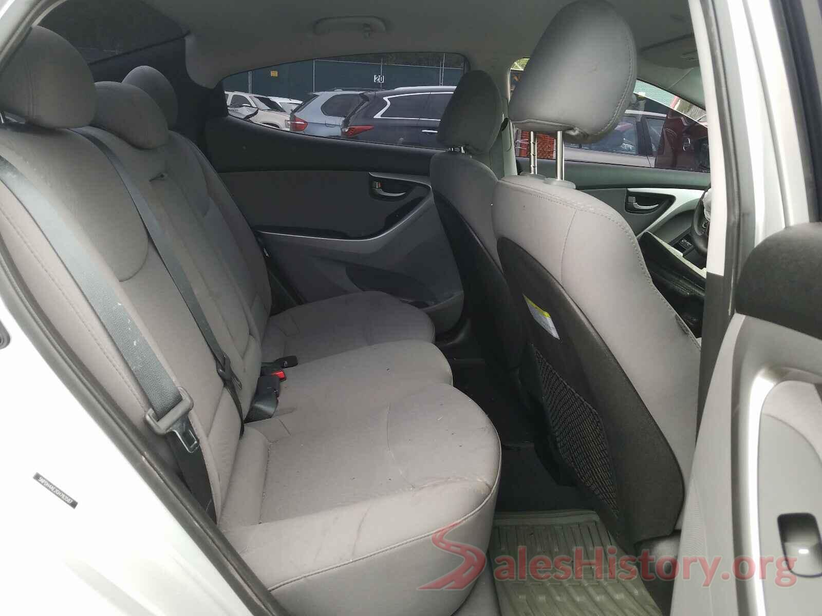 5NPDH4AE2GH783587 2016 HYUNDAI ELANTRA