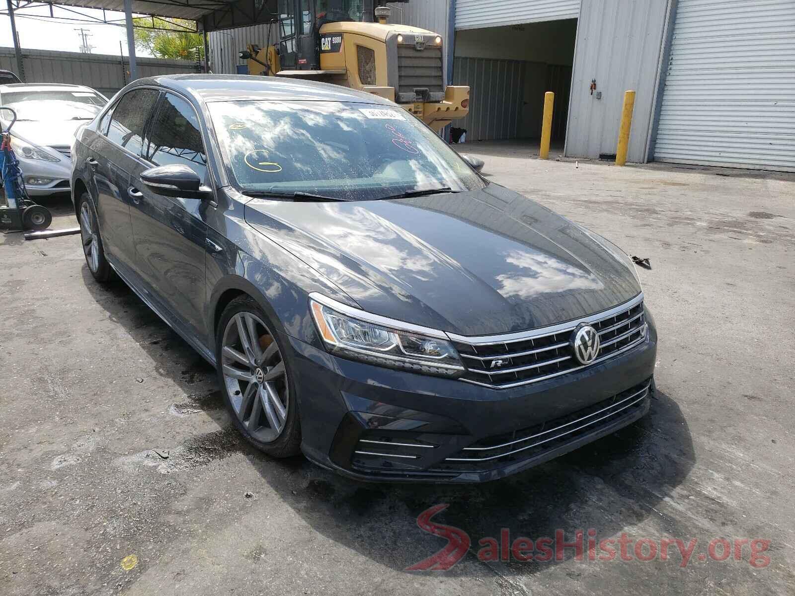 1VWAA7A33JC011719 2018 VOLKSWAGEN PASSAT