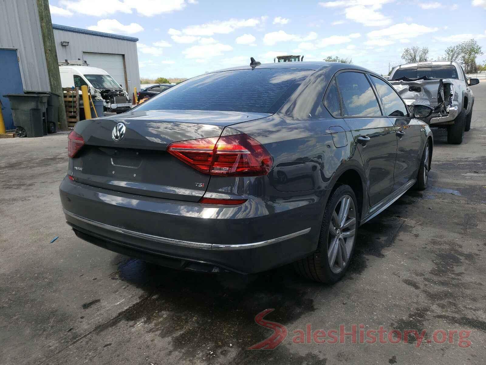 1VWAA7A33JC011719 2018 VOLKSWAGEN PASSAT