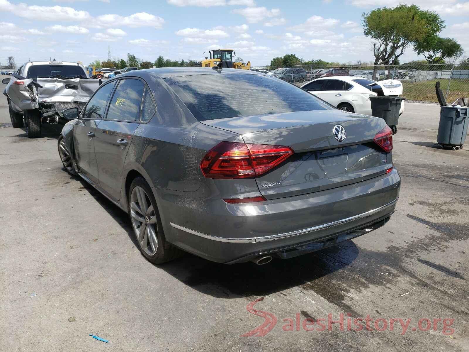 1VWAA7A33JC011719 2018 VOLKSWAGEN PASSAT