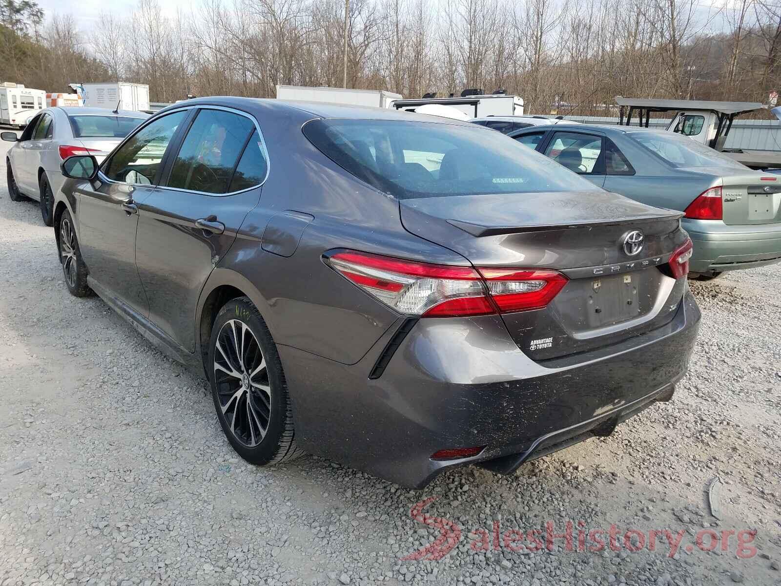 4T1B11HK9JU017371 2018 TOYOTA CAMRY