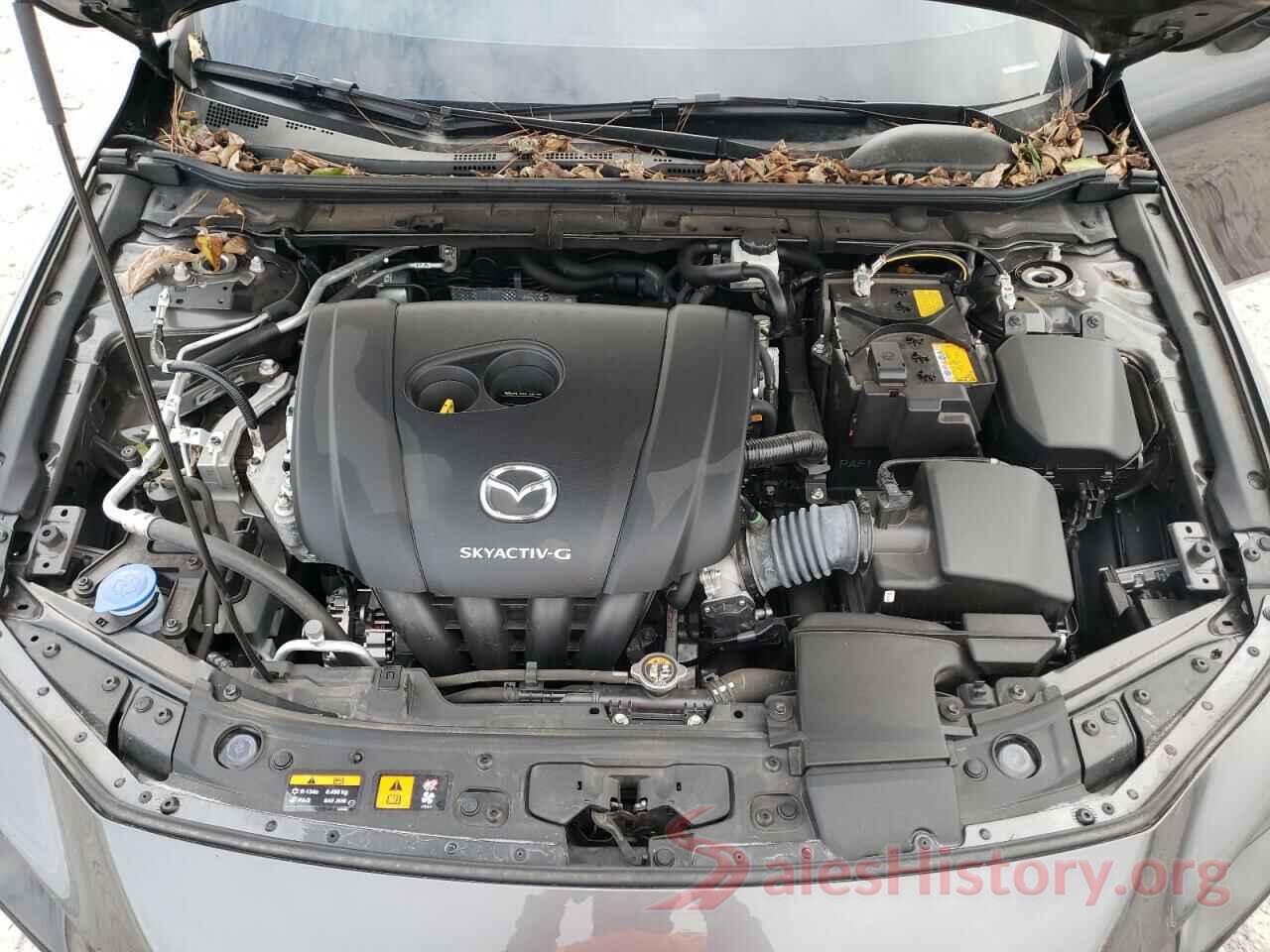 JM1BPAKLXM1320699 2021 MAZDA 3