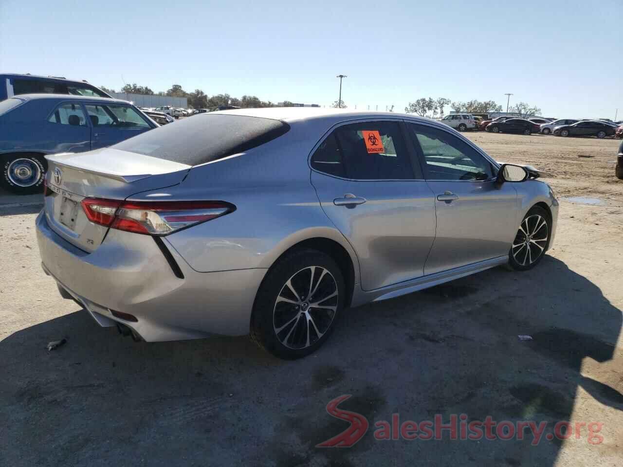 4T1B11HK9JU041895 2018 TOYOTA CAMRY