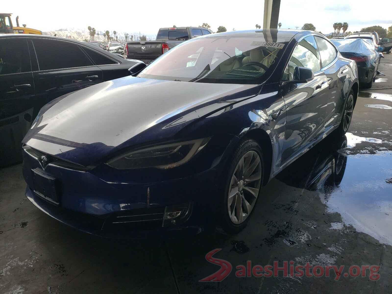 5YJSA1E23JF256755 2018 TESLA MODEL S