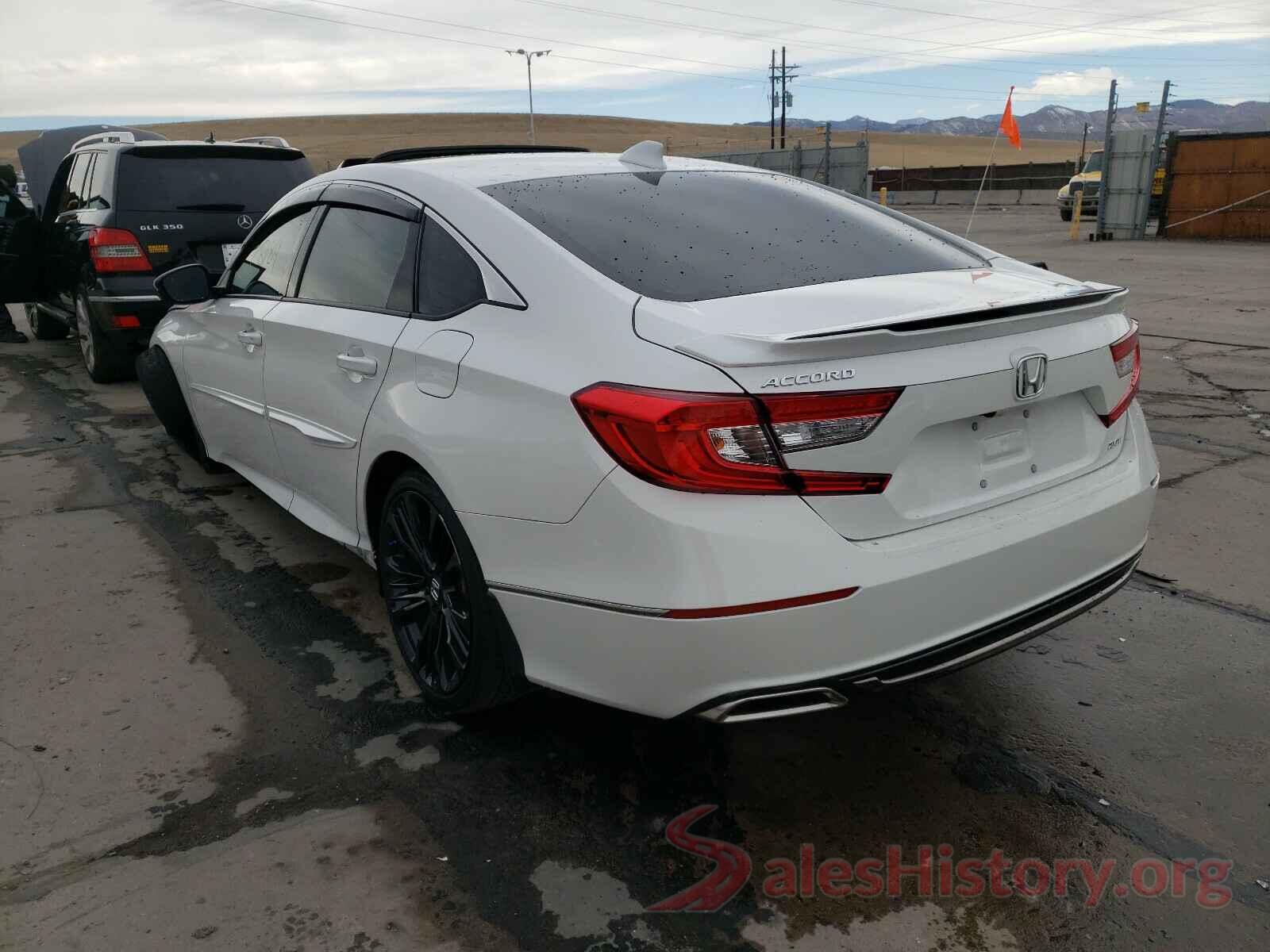 1HGCV2F51JA013429 2018 HONDA ACCORD