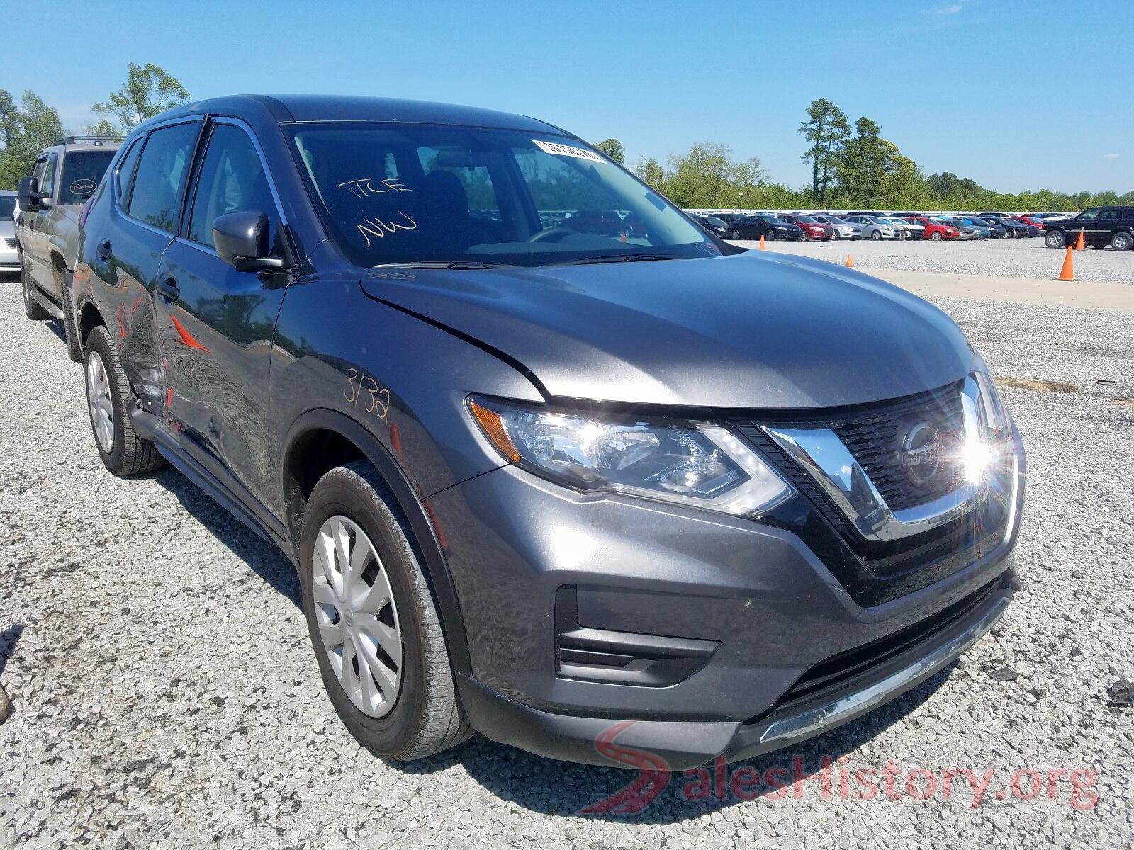 5N1AT2MVXJC829800 2018 NISSAN ROGUE