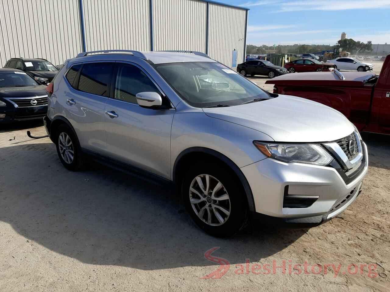 KNMAT2MT2JP552040 2018 NISSAN ROGUE