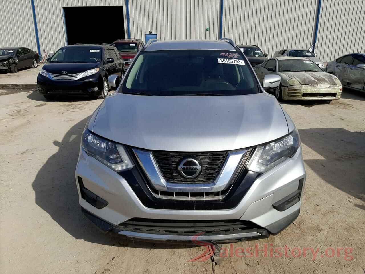 KNMAT2MT2JP552040 2018 NISSAN ROGUE