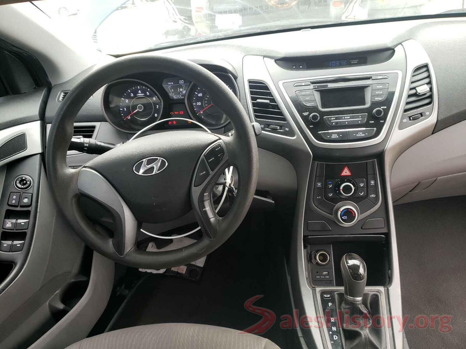 5NPDH4AE4GH701083 2016 HYUNDAI ELANTRA