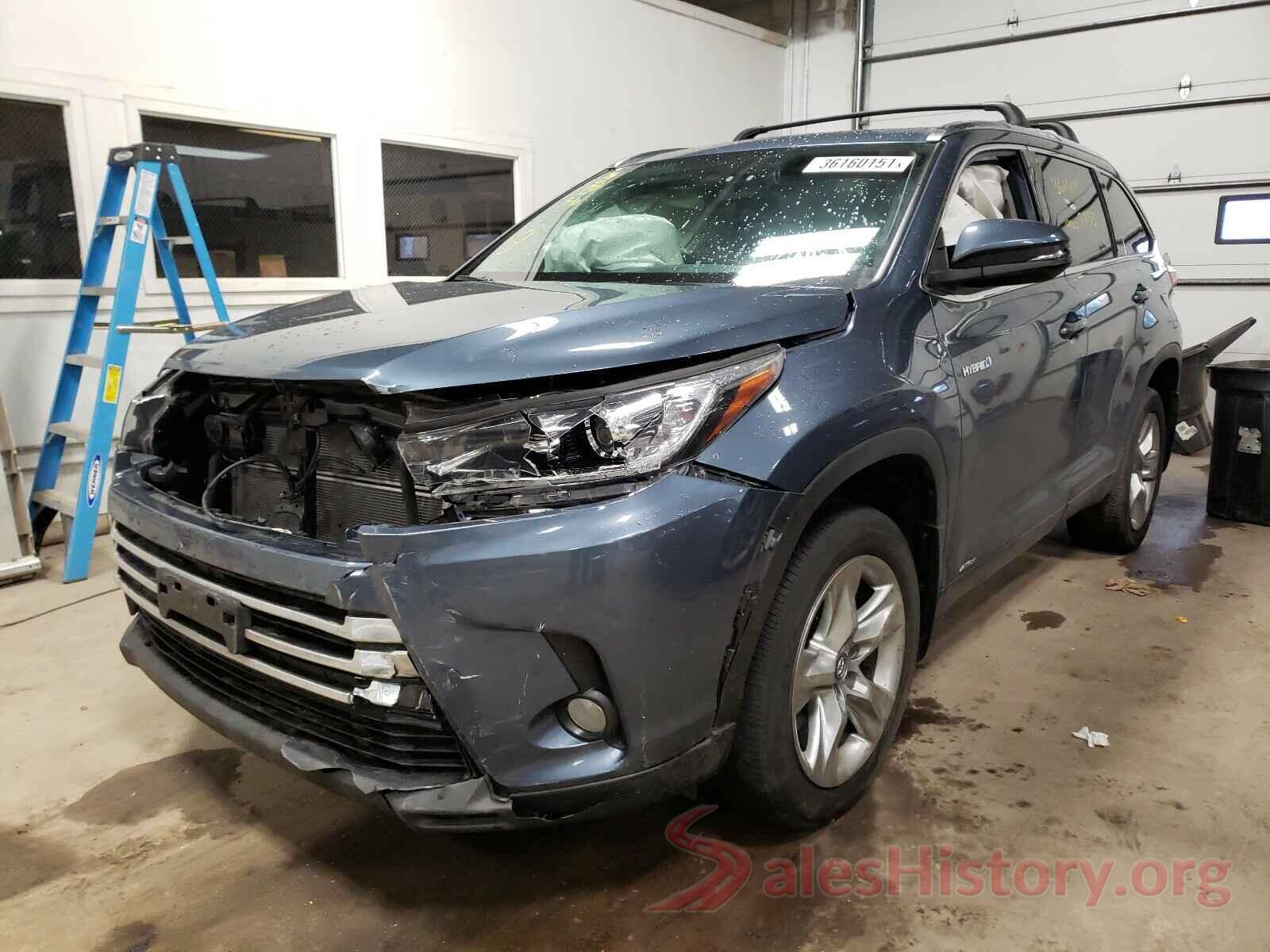 5TDDGRFH8JS044048 2018 TOYOTA HIGHLANDER