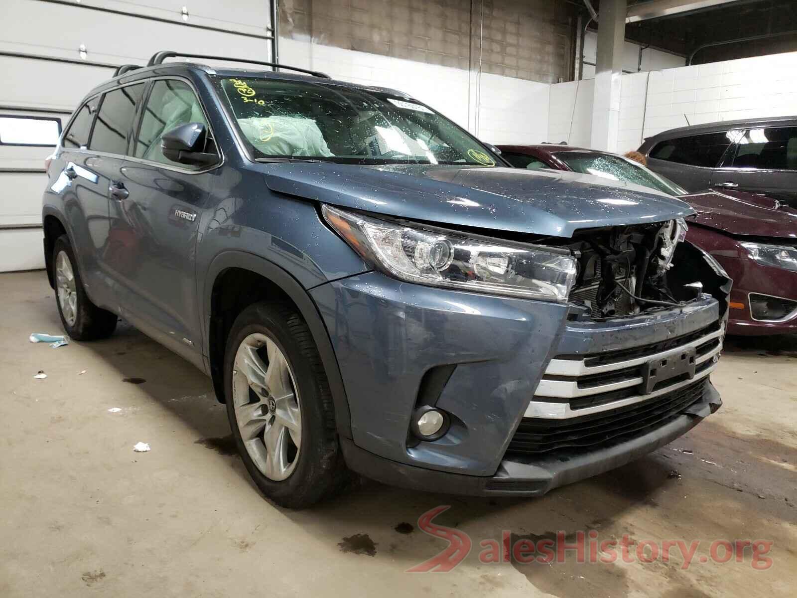 5TDDGRFH8JS044048 2018 TOYOTA HIGHLANDER