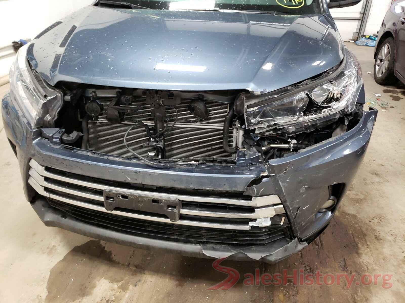 5TDDGRFH8JS044048 2018 TOYOTA HIGHLANDER