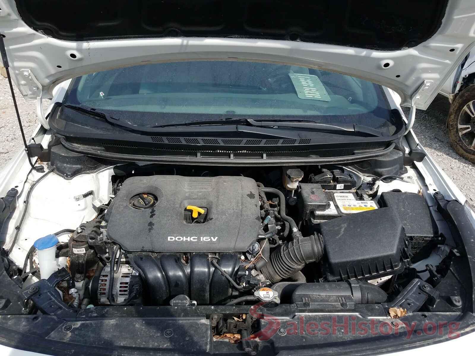 3KPFK4A75JE195089 2018 KIA FORTE