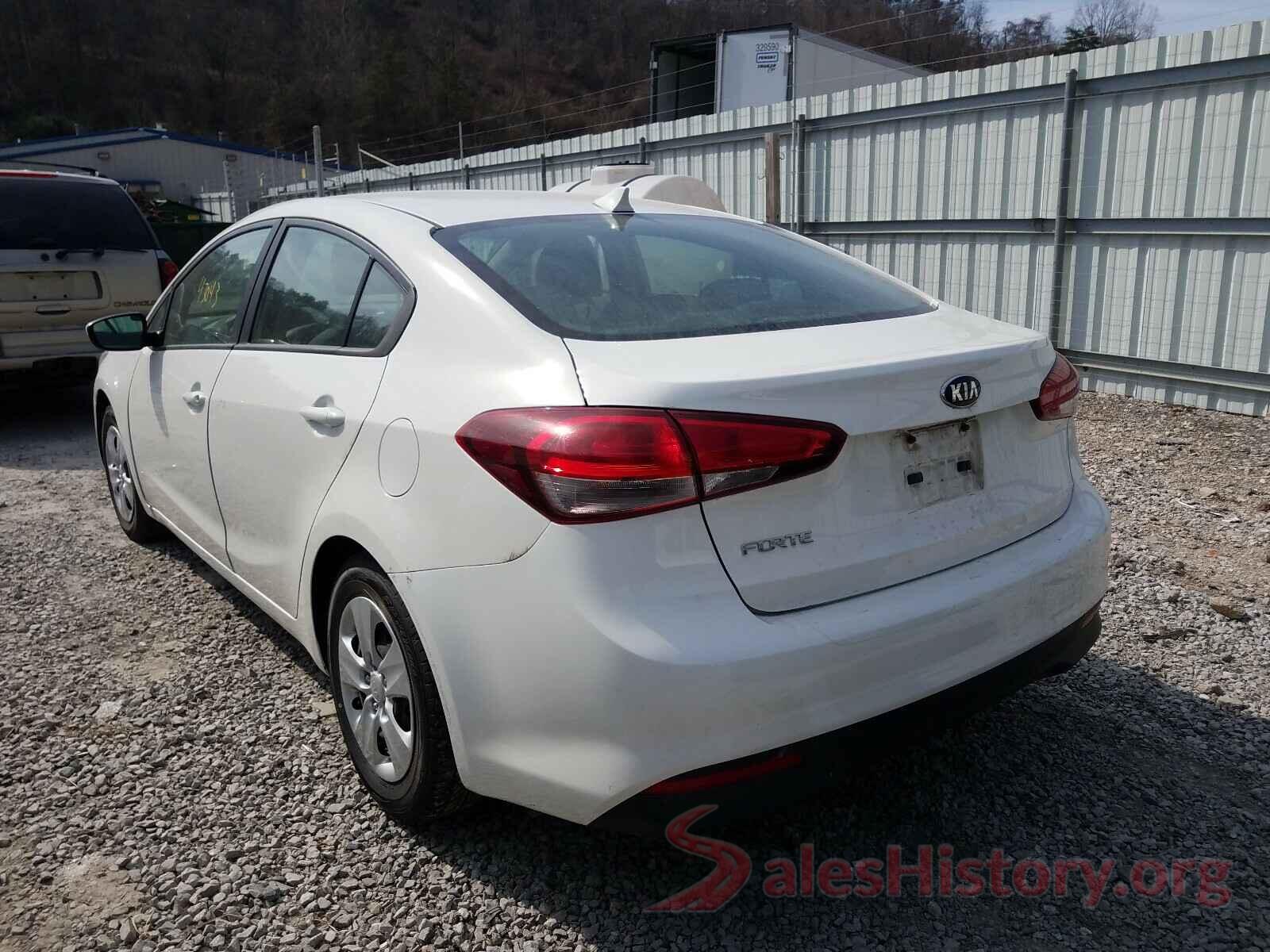 3KPFK4A75JE195089 2018 KIA FORTE