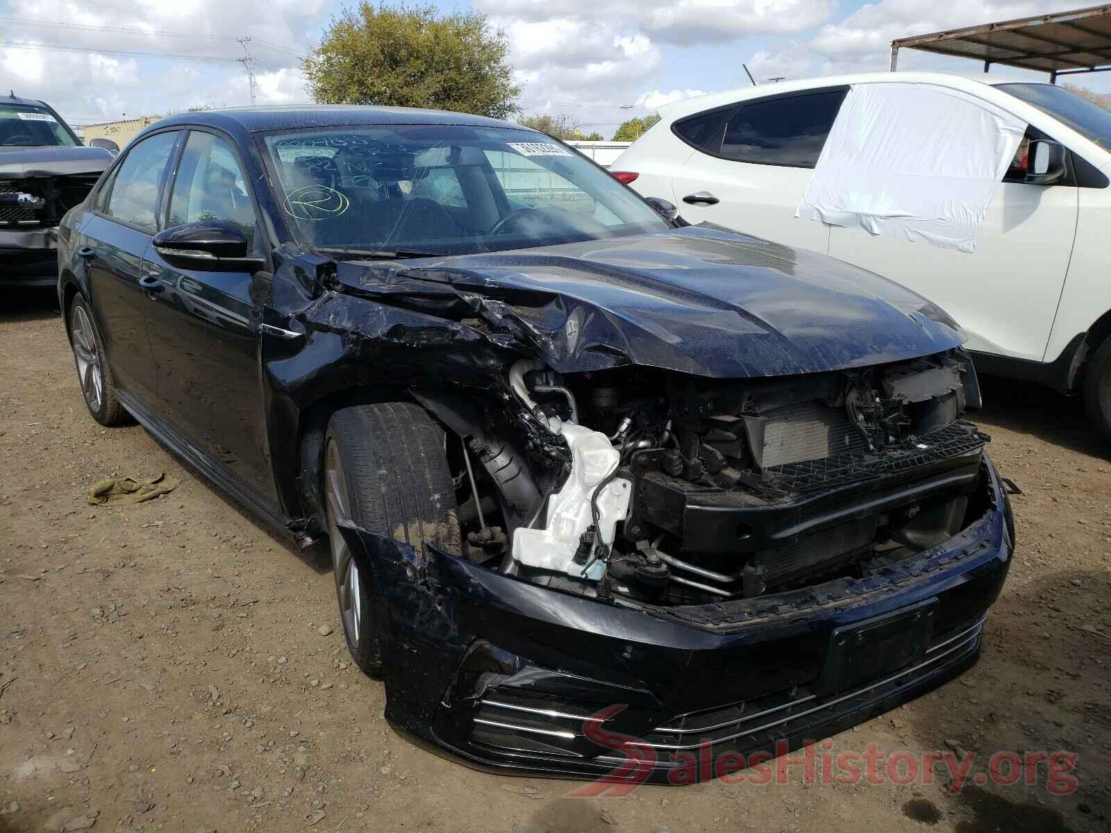 1VWAA7A30JC025187 2018 VOLKSWAGEN PASSAT