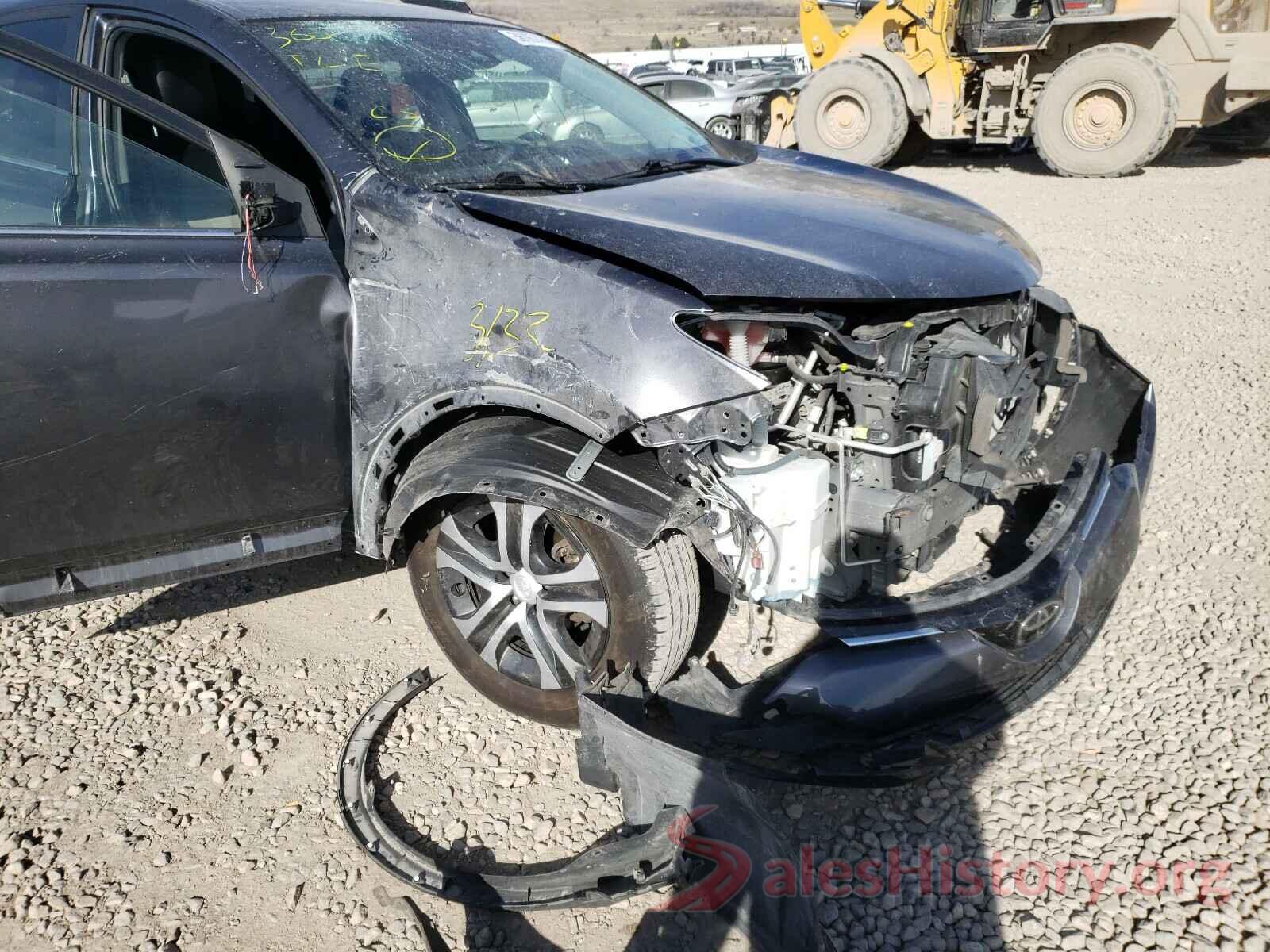 JTMBFREV9HJ712139 2017 TOYOTA RAV4