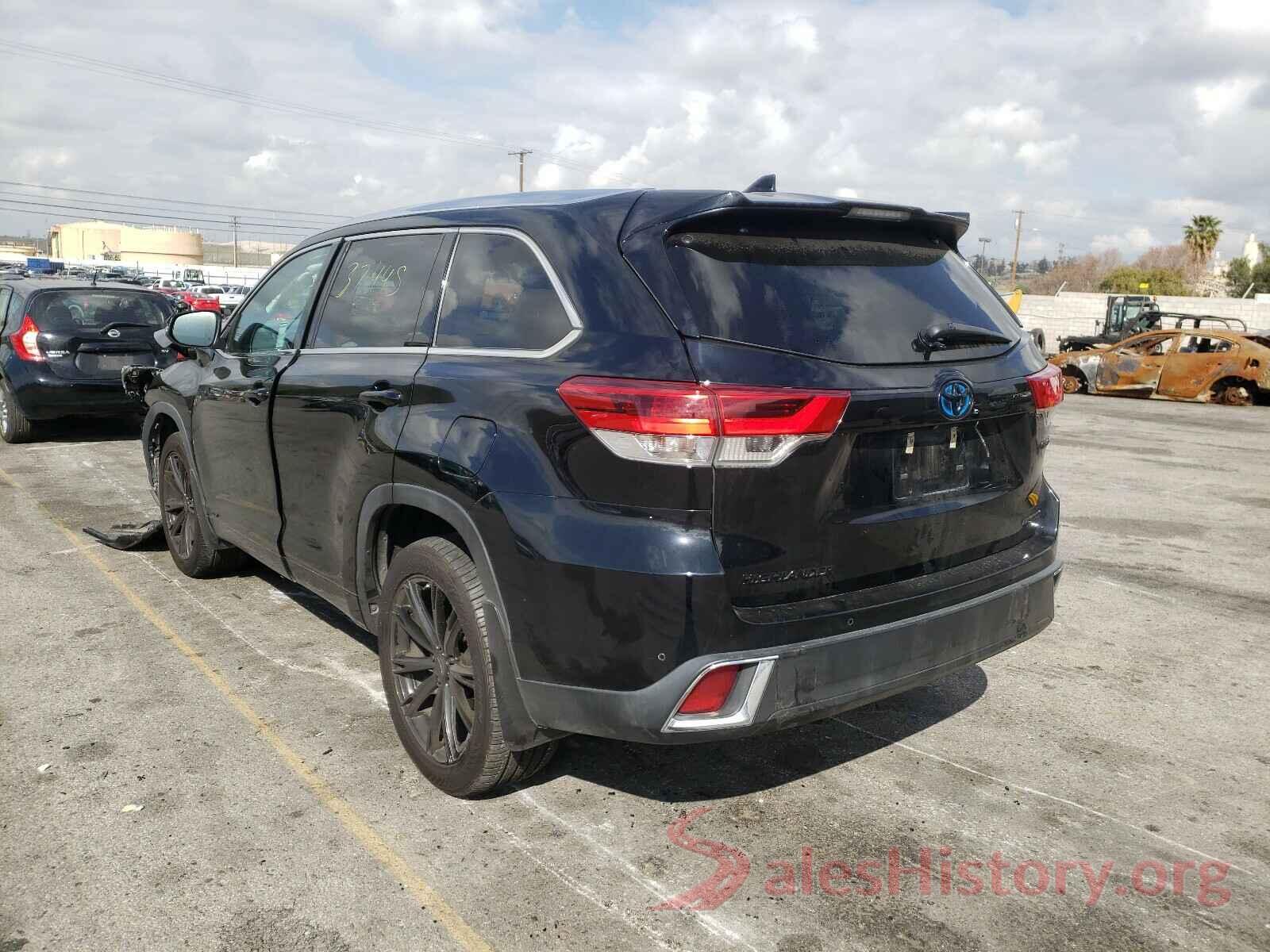 5TDDGRFHXJS042611 2018 TOYOTA HIGHLANDER