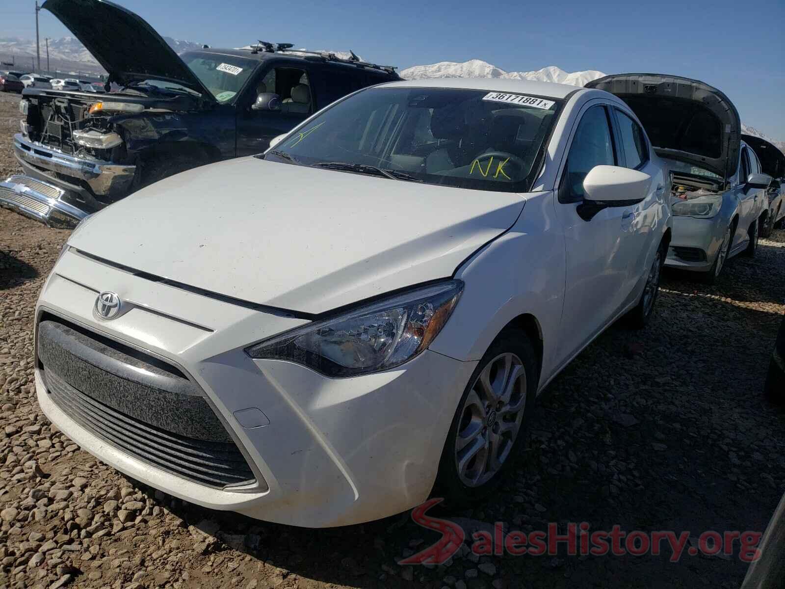 3MYDLBYV4JY303442 2018 TOYOTA YARIS