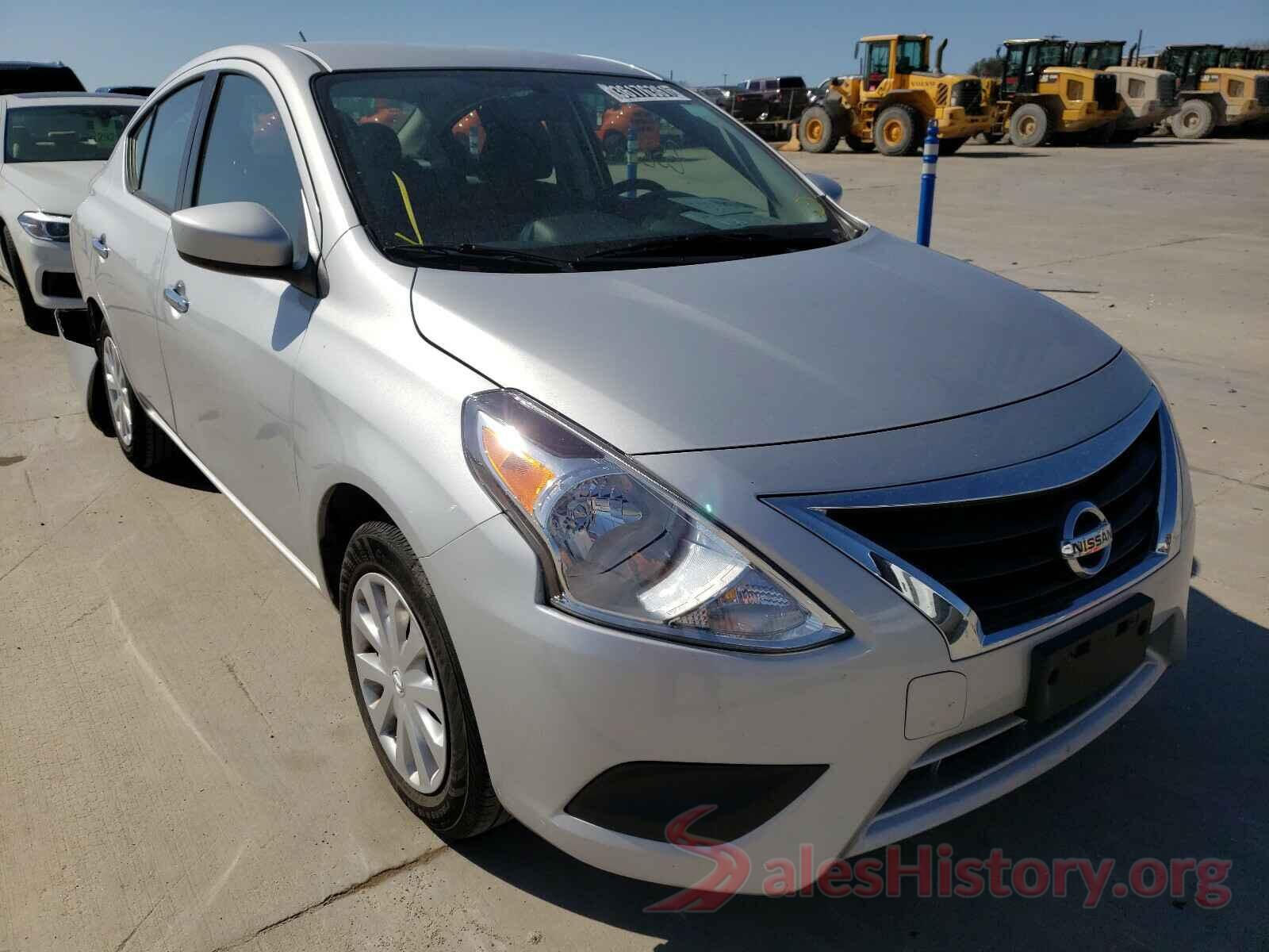 3N1CN7AP6KL856320 2019 NISSAN VERSA