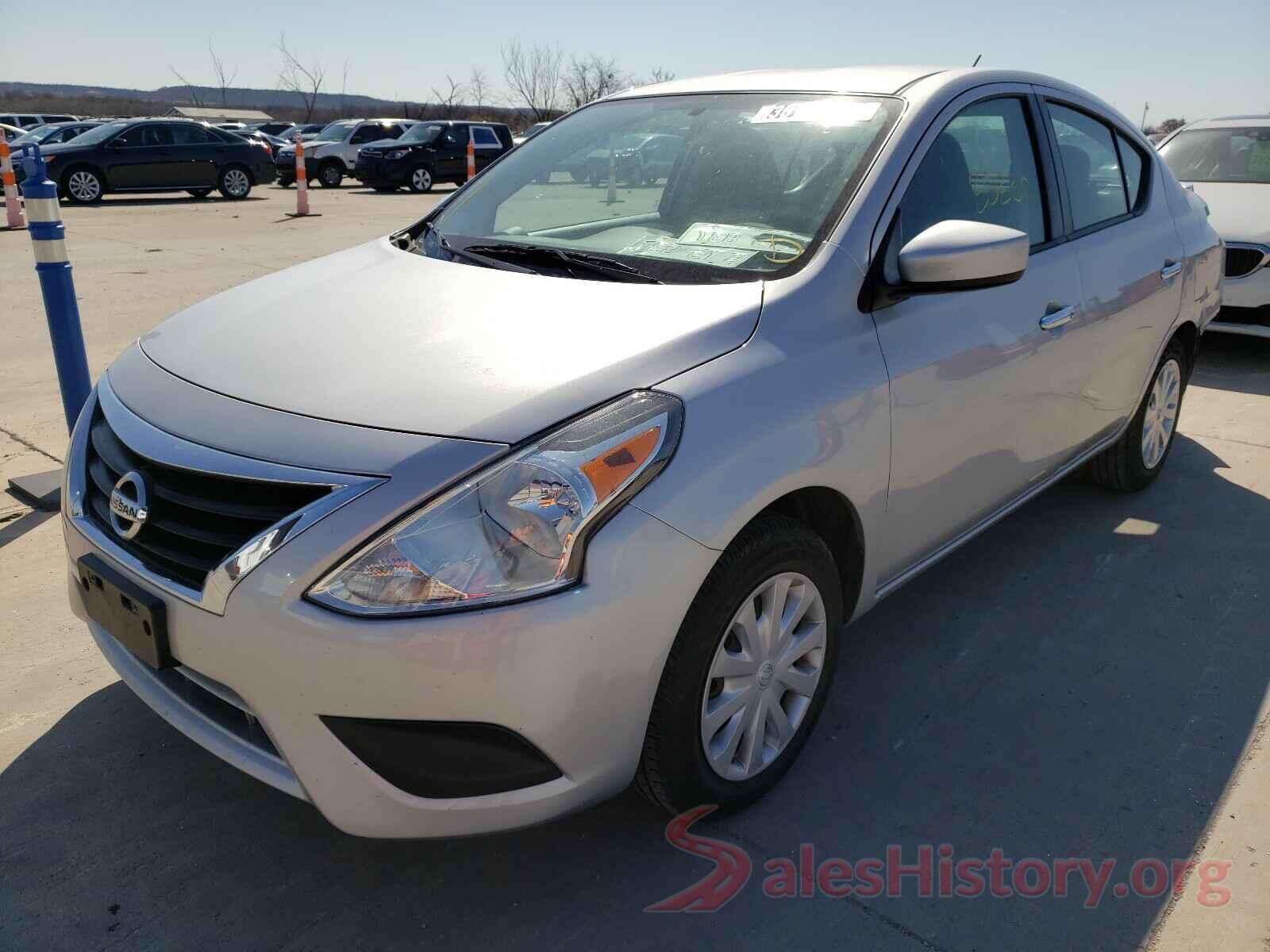 3N1CN7AP6KL856320 2019 NISSAN VERSA