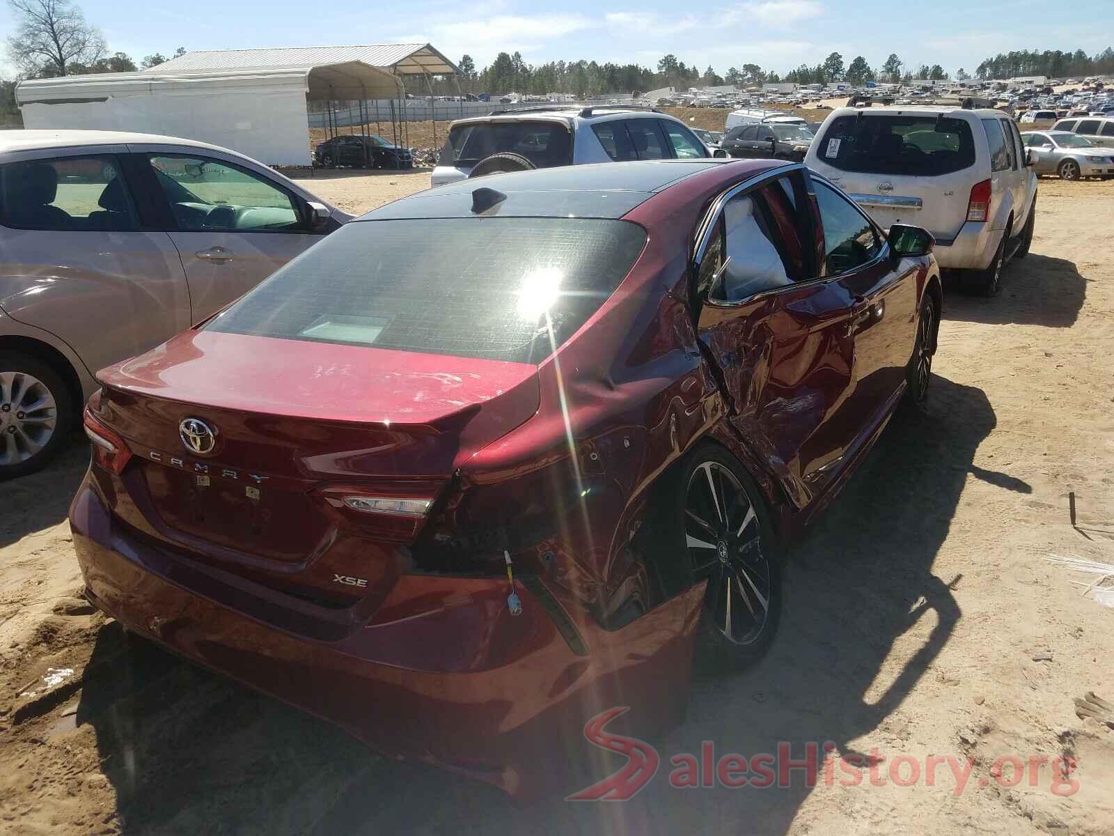 4T1B61HK1JU567066 2018 TOYOTA CAMRY