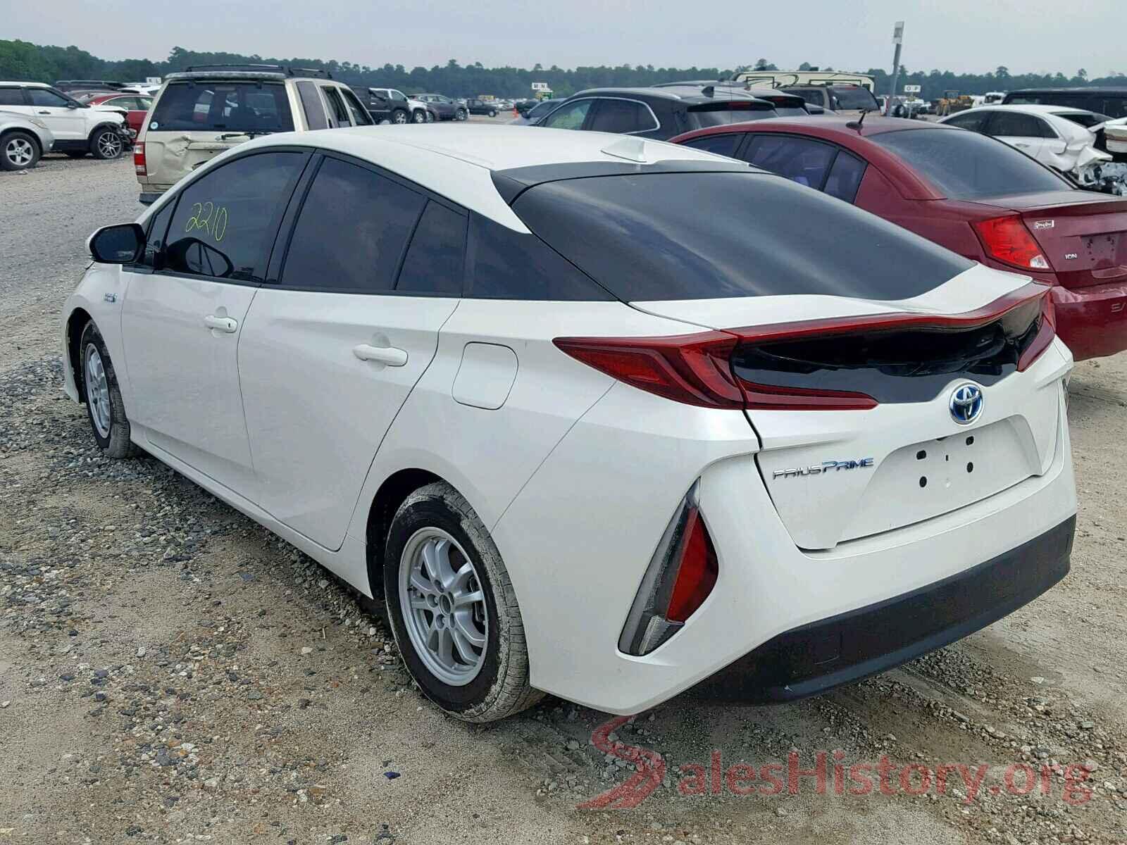 JTDKARFP7J3091475 2018 TOYOTA PRIUS