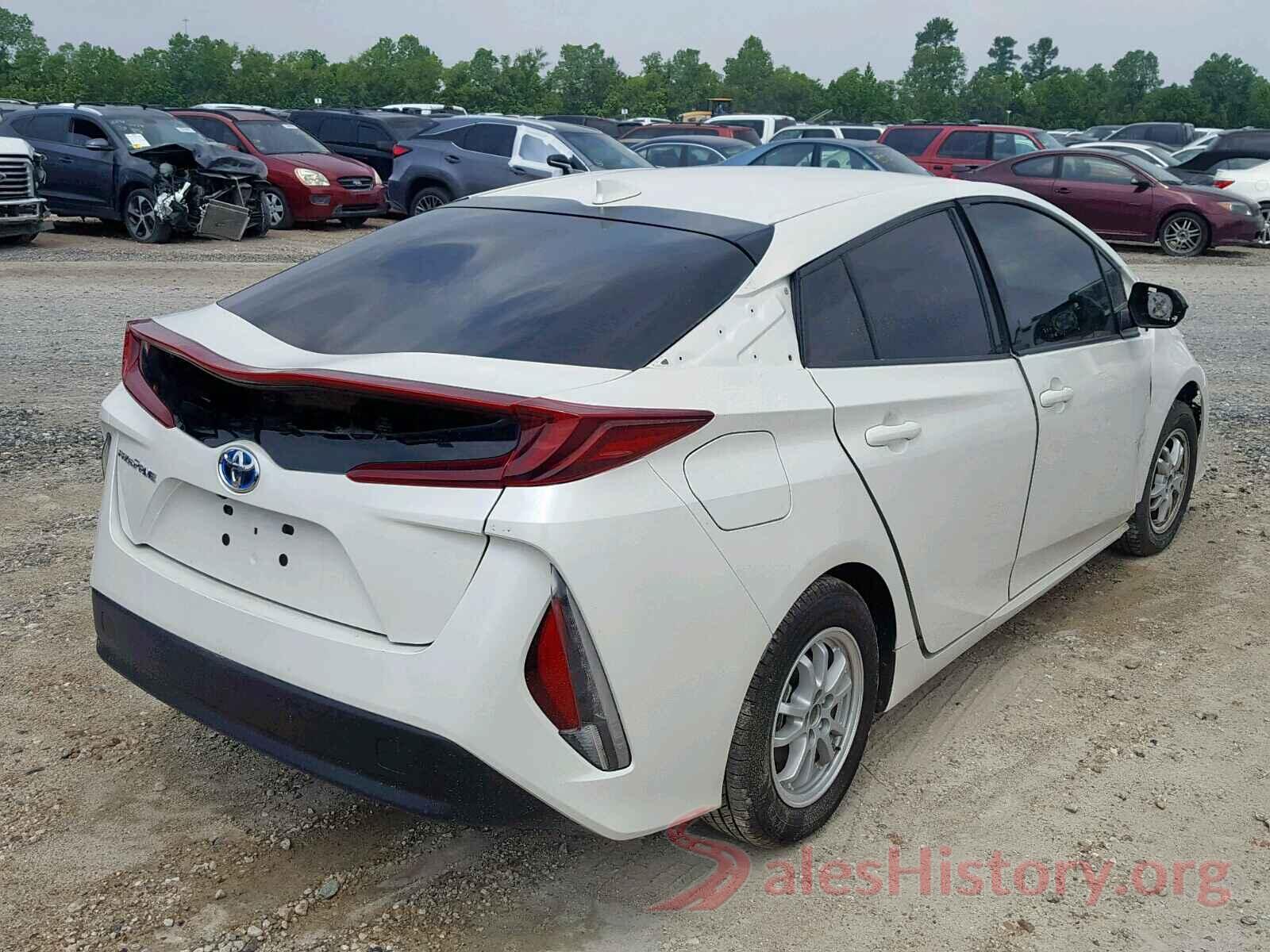 JTDKARFP7J3091475 2018 TOYOTA PRIUS