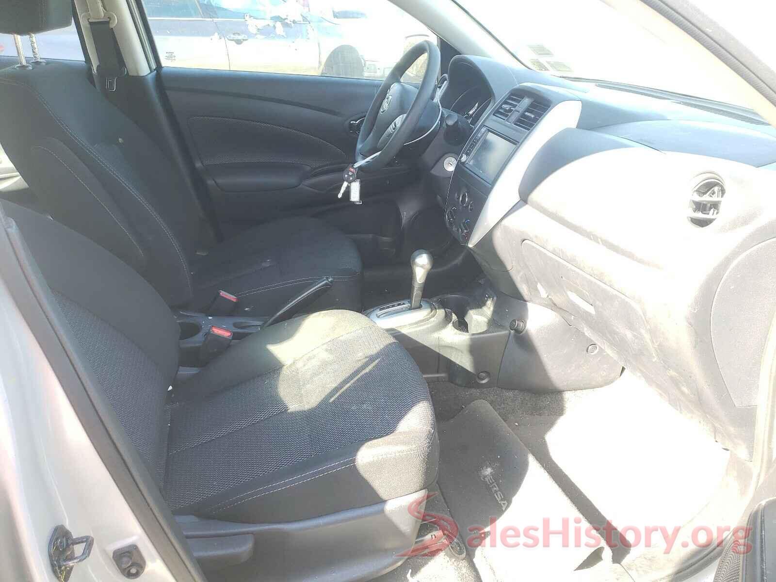 3N1CN7AP9KL871717 2019 NISSAN VERSA