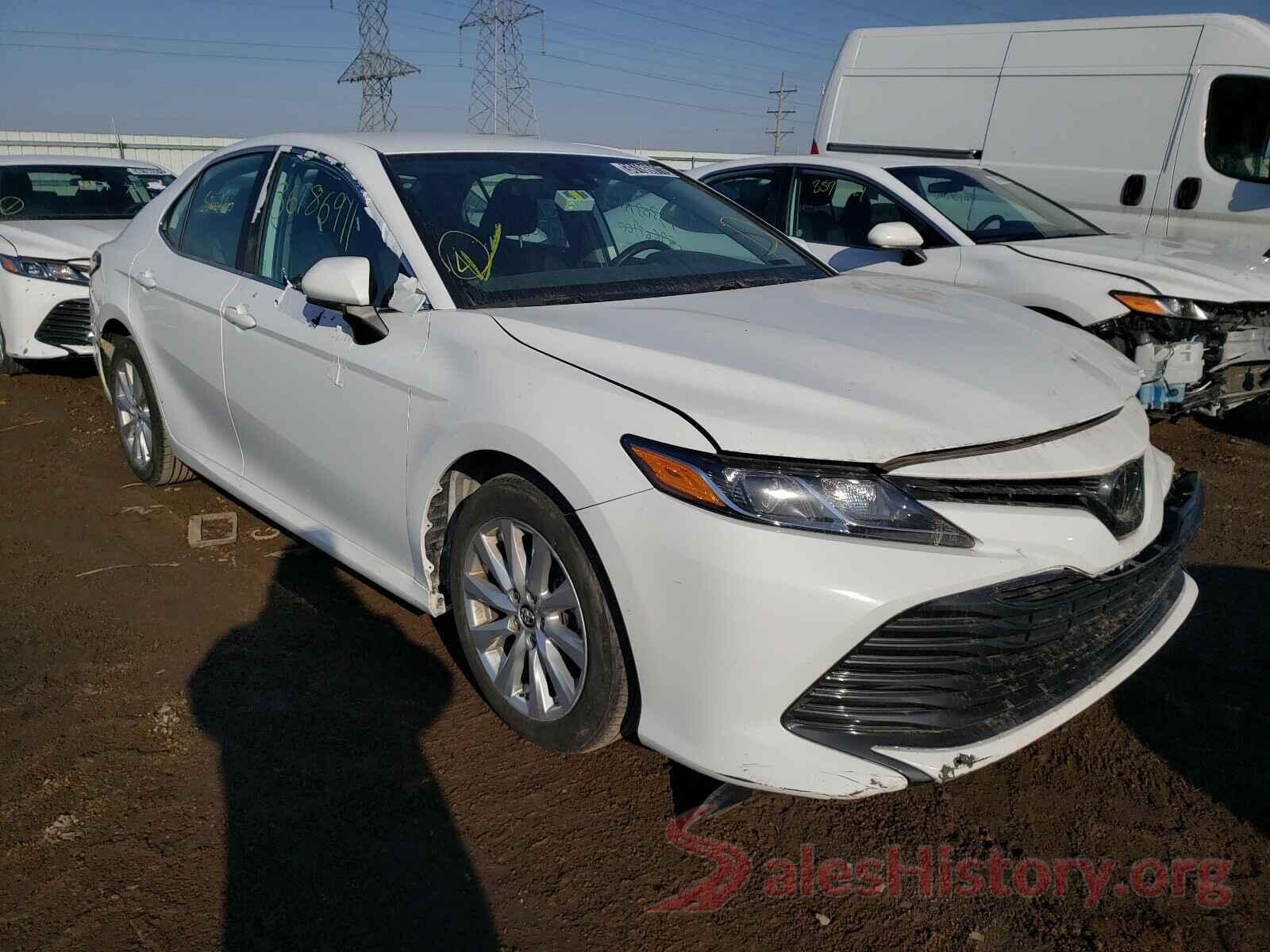 4T1B11HK7KU261215 2019 TOYOTA CAMRY