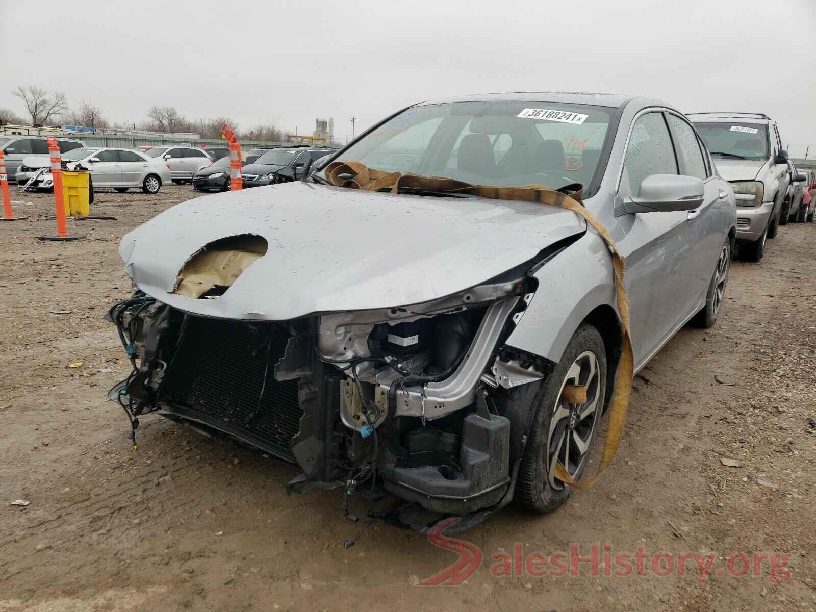 1HGCR2F80HA164724 2017 HONDA ACCORD