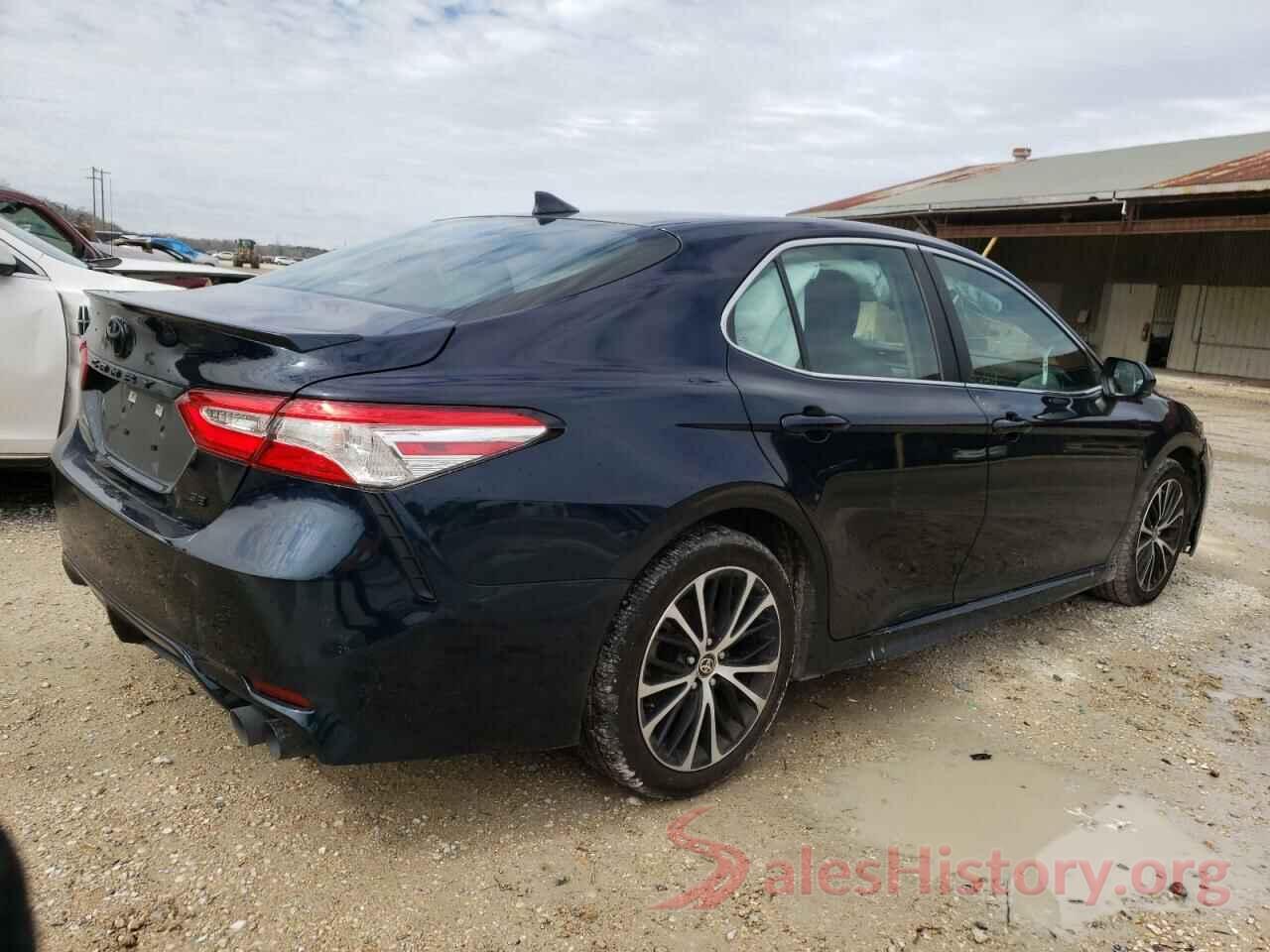 4T1G11AK4LU504187 2020 TOYOTA CAMRY