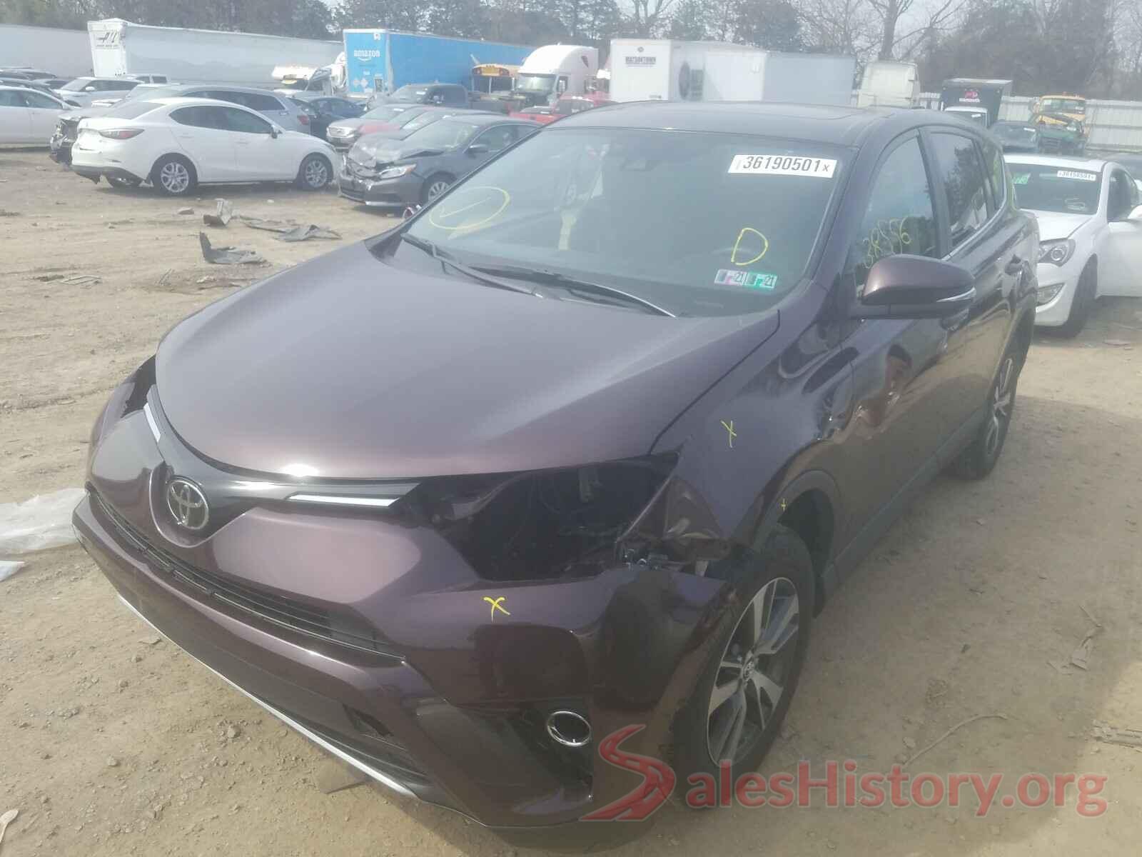 2T3RFREV2JW834685 2018 TOYOTA RAV4