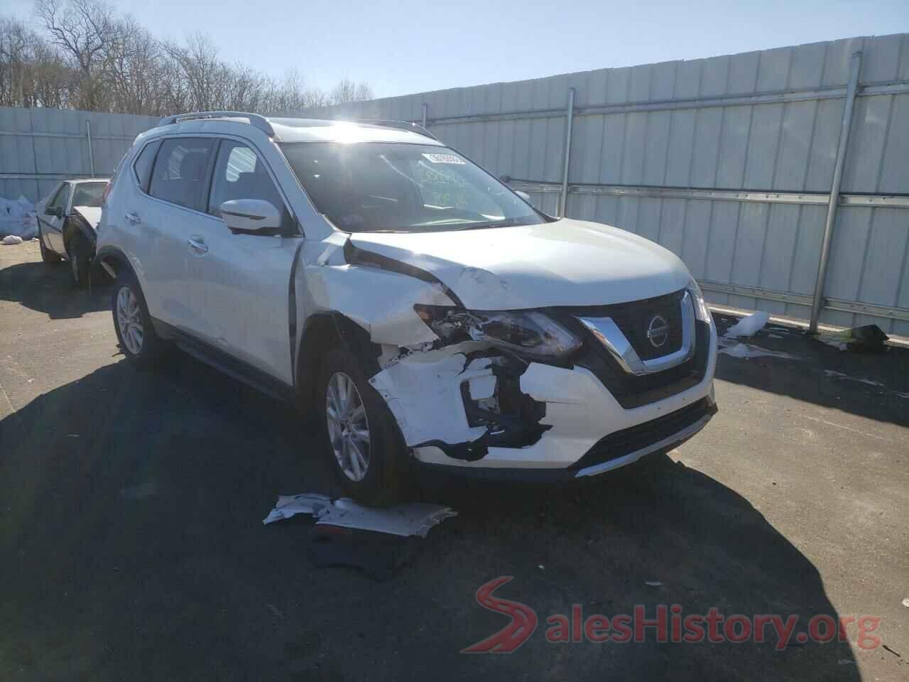 5N1AT2MV9JC822059 2018 NISSAN ROGUE