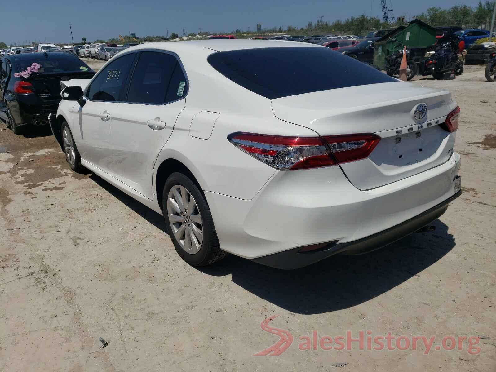 4T1B11HK0JU551231 2018 TOYOTA CAMRY