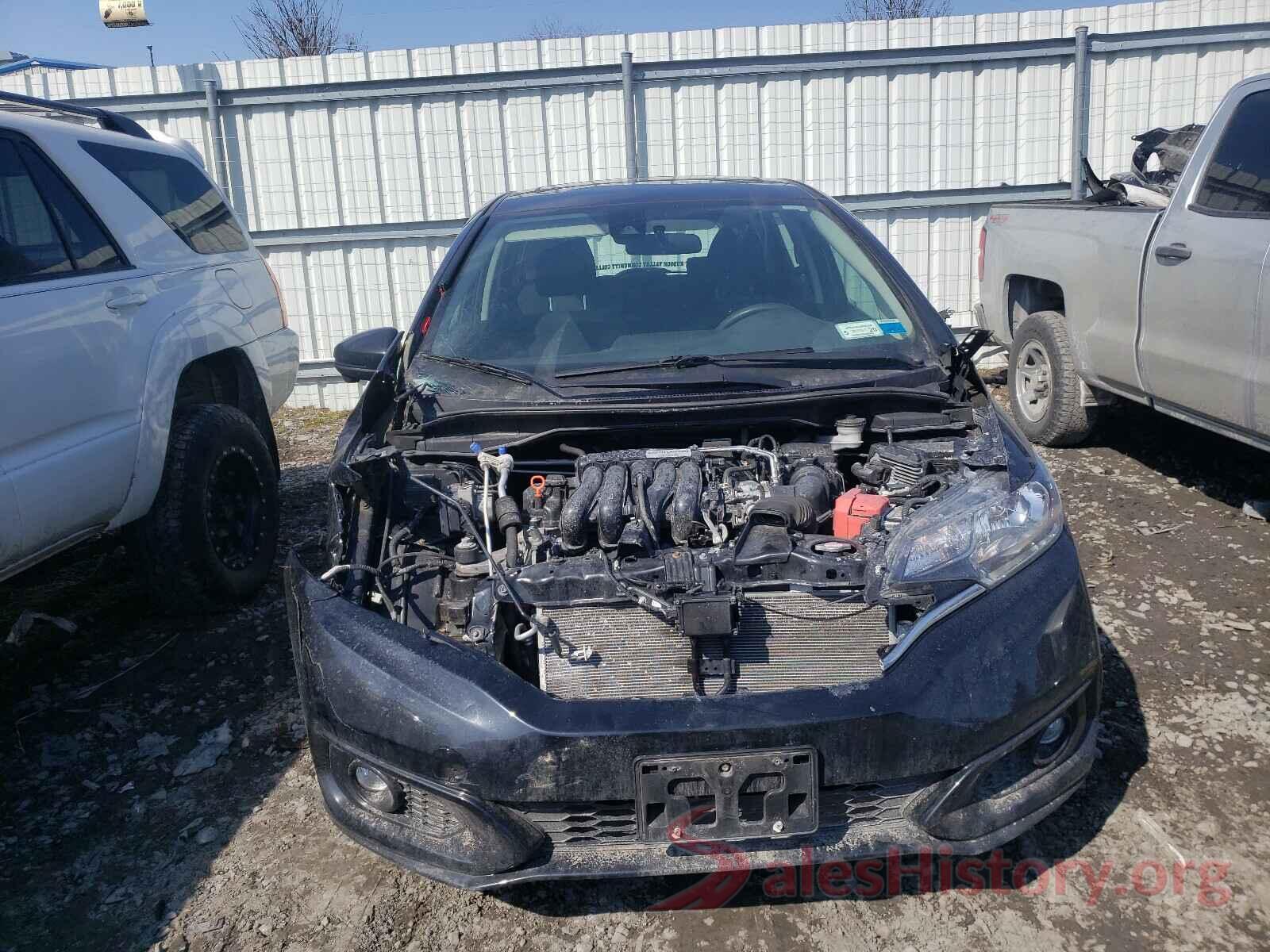 3HGGK5H8XJM714587 2018 HONDA FIT