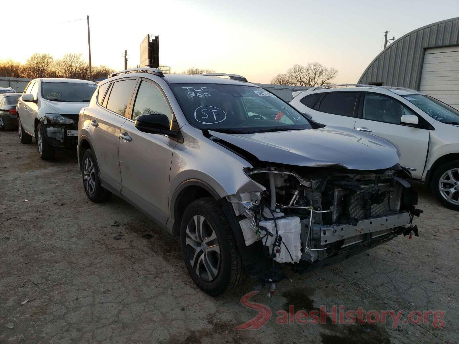 2T3BFREV8JW729084 2018 TOYOTA RAV4