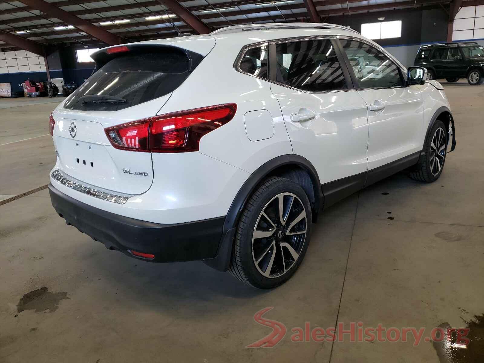 JN1BJ1CR0HW108894 2017 NISSAN ROGUE