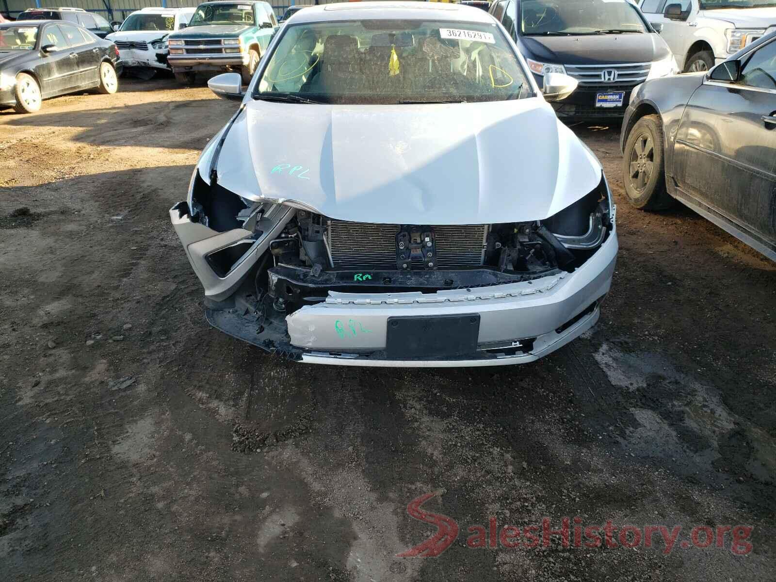 1VWBA7A34JC024807 2018 VOLKSWAGEN PASSAT