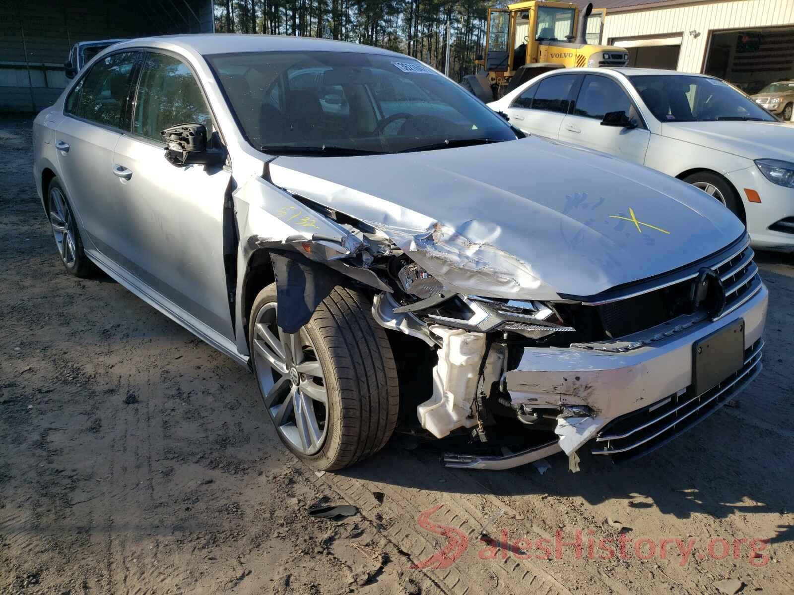 1VWAA7A30JC035282 2018 VOLKSWAGEN PASSAT