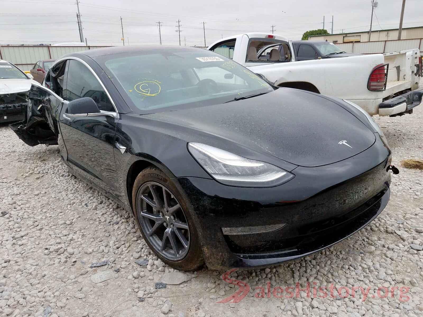 5YJ3E1EB4JF113399 2018 TESLA MODEL 3