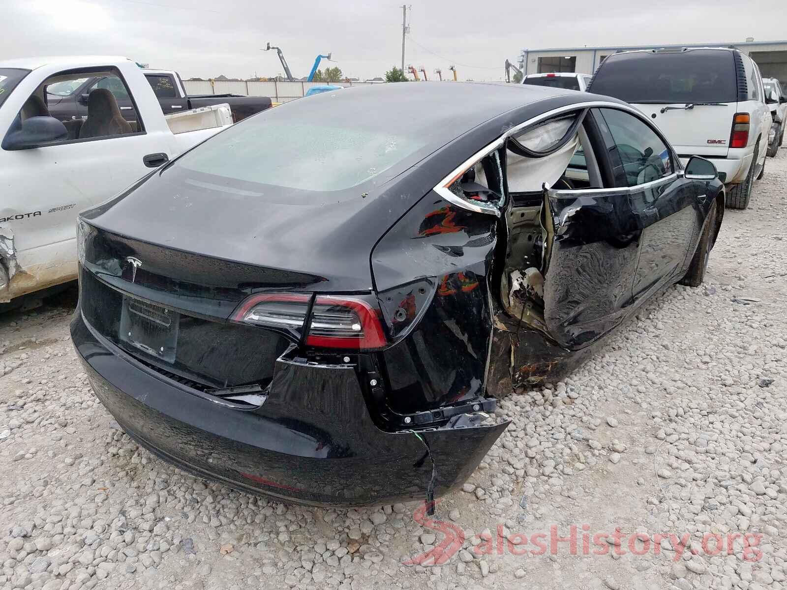 5YJ3E1EB4JF113399 2018 TESLA MODEL 3