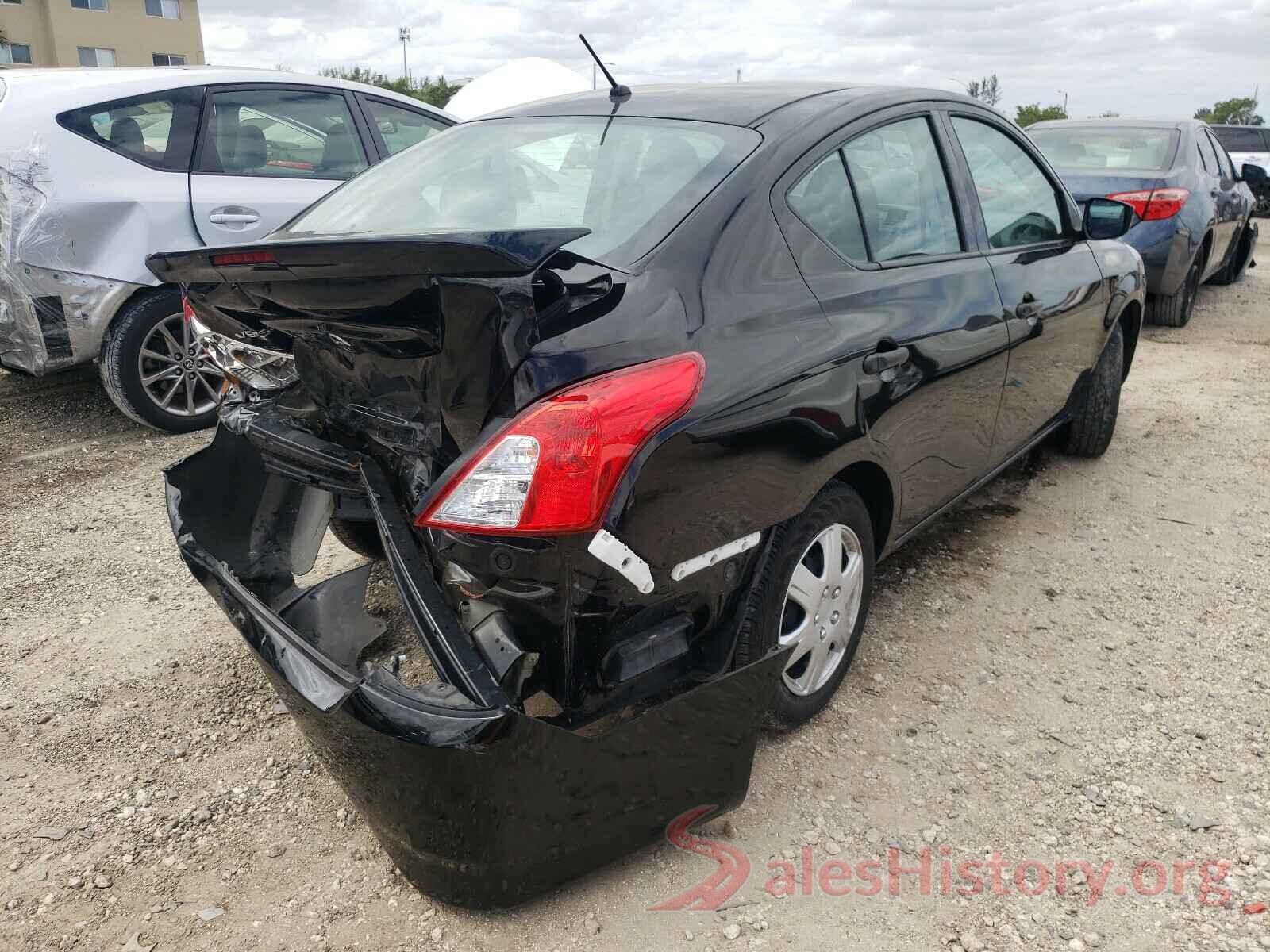 3N1CN7AP2JL882038 2018 NISSAN VERSA