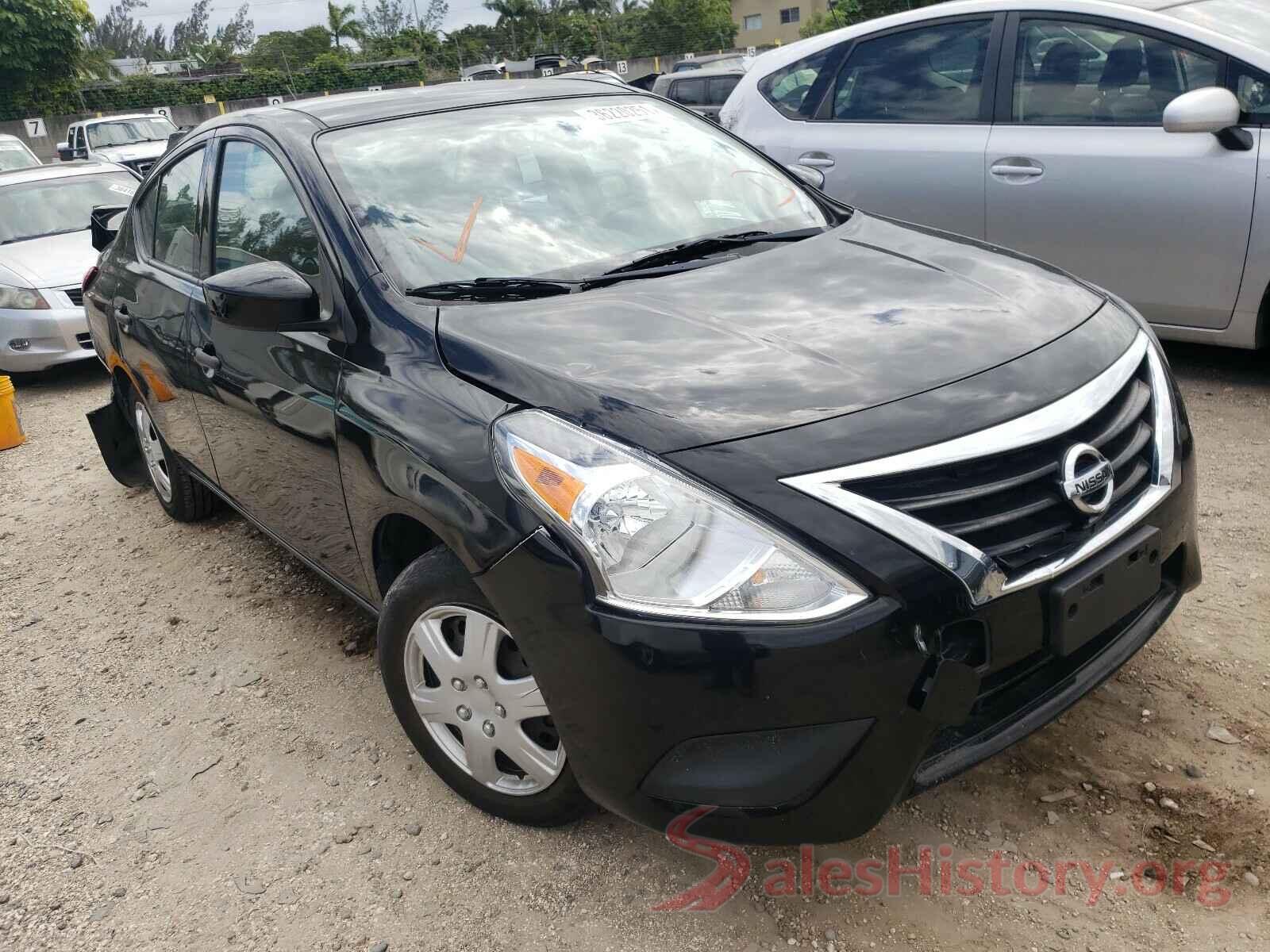 3N1CN7AP2JL882038 2018 NISSAN VERSA