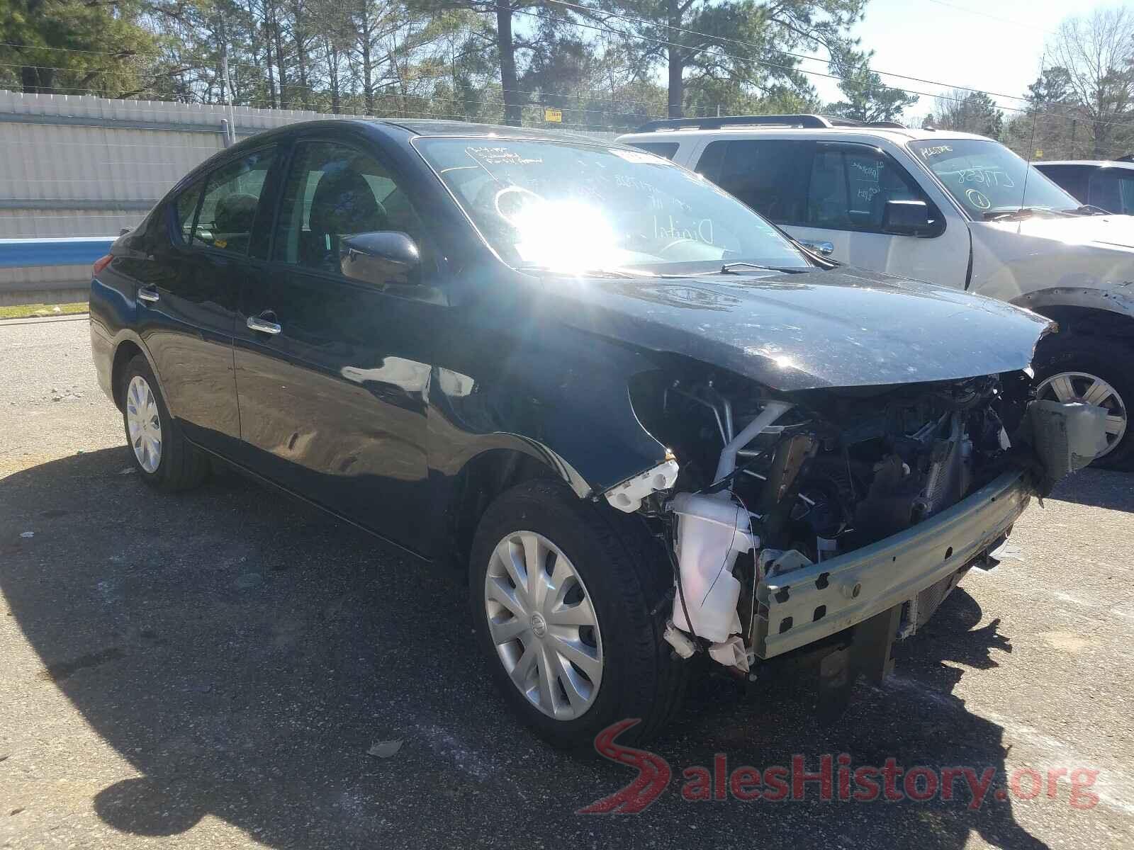 3N1CN7AP2KL873681 2019 NISSAN VERSA